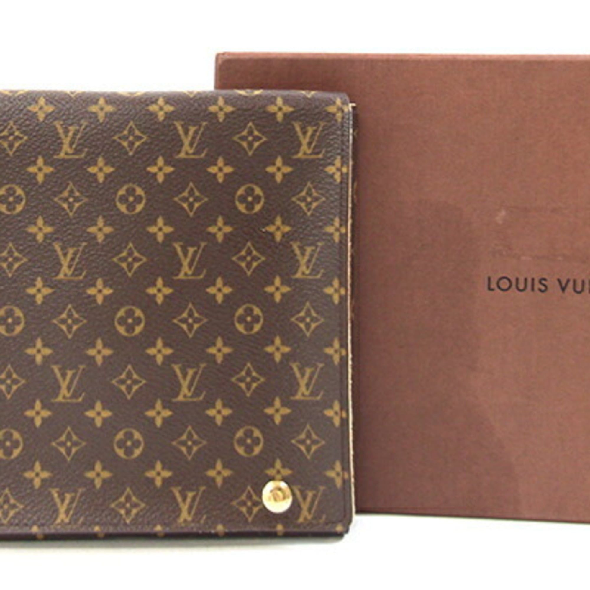 Louis Vuitton Louis Vuitton Monogram Case for Women and Men Size ONE SIZE - 10 Thumbnail