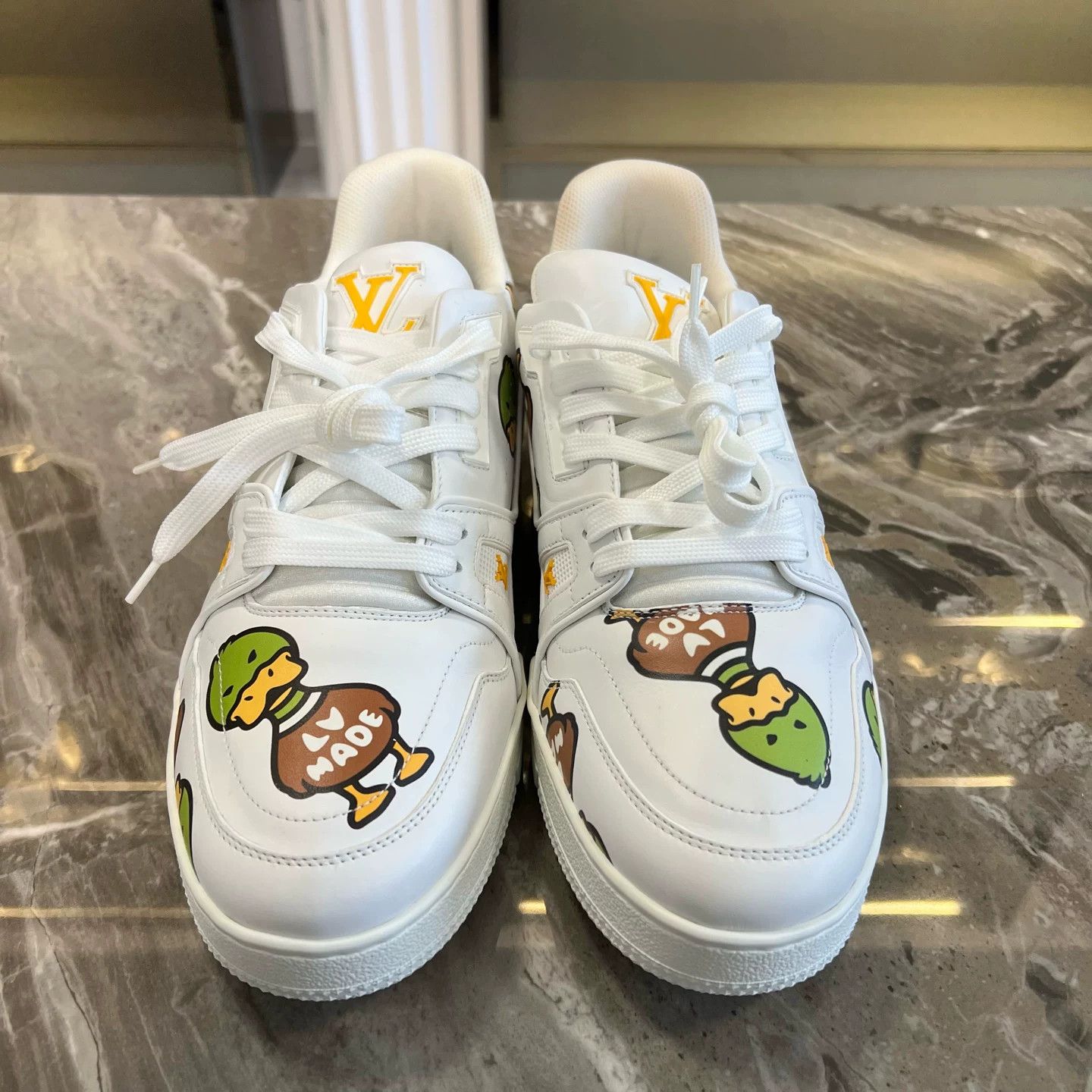 Louis Vuitton Louis Vuitton Nigo Trainer Low-Top Size US 8.5 / EU 41-42 - 2 Thumbnail