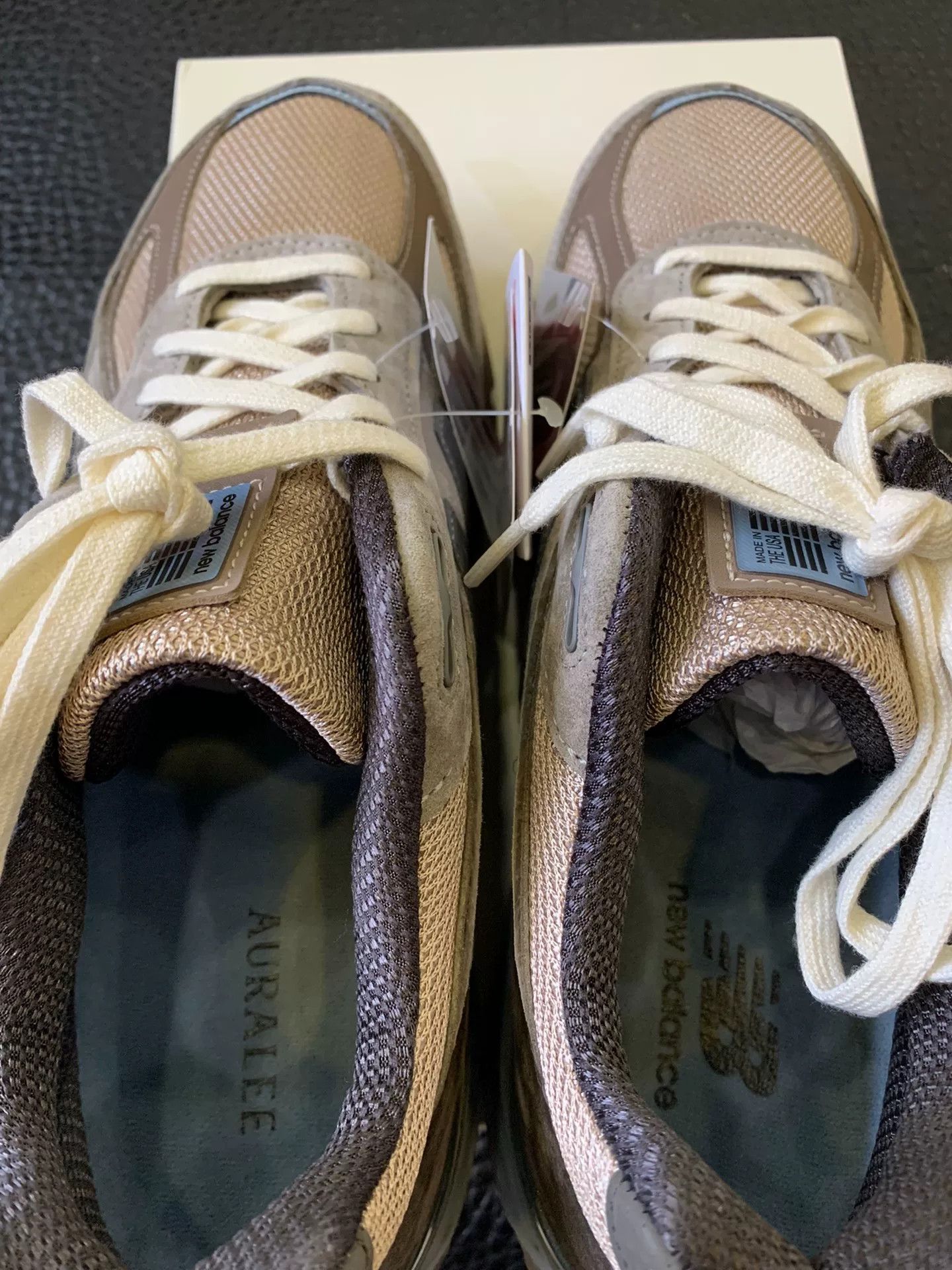 New Balance AURALEE x NEW BALANCE 990 V4 Size US 11 / EU 44 - 5 Thumbnail