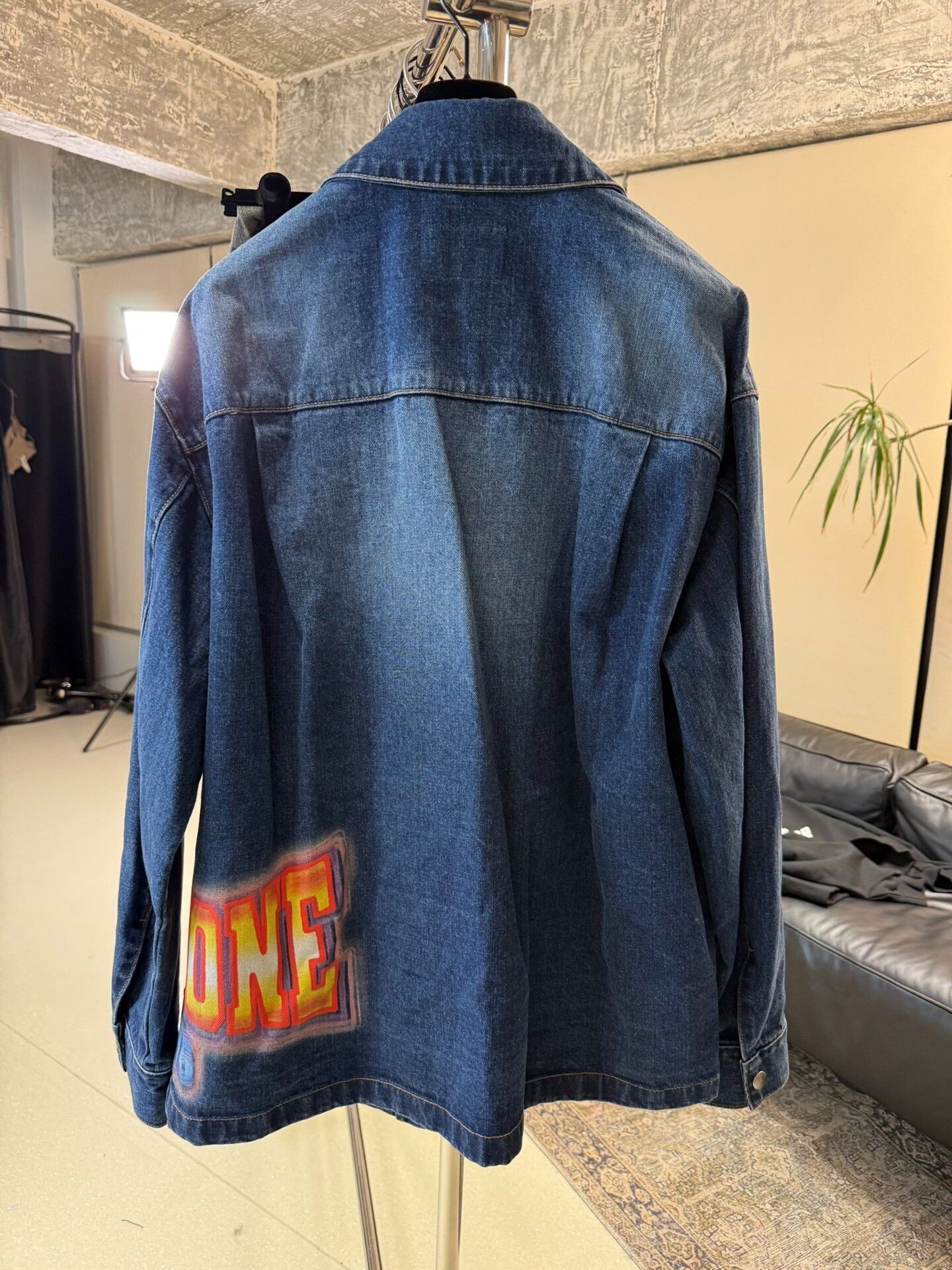 WE11DONE WE11DONE Flame Spray-Painted Denim Jacket Size US S / EU 44-46 / 1 - 6 Thumbnail