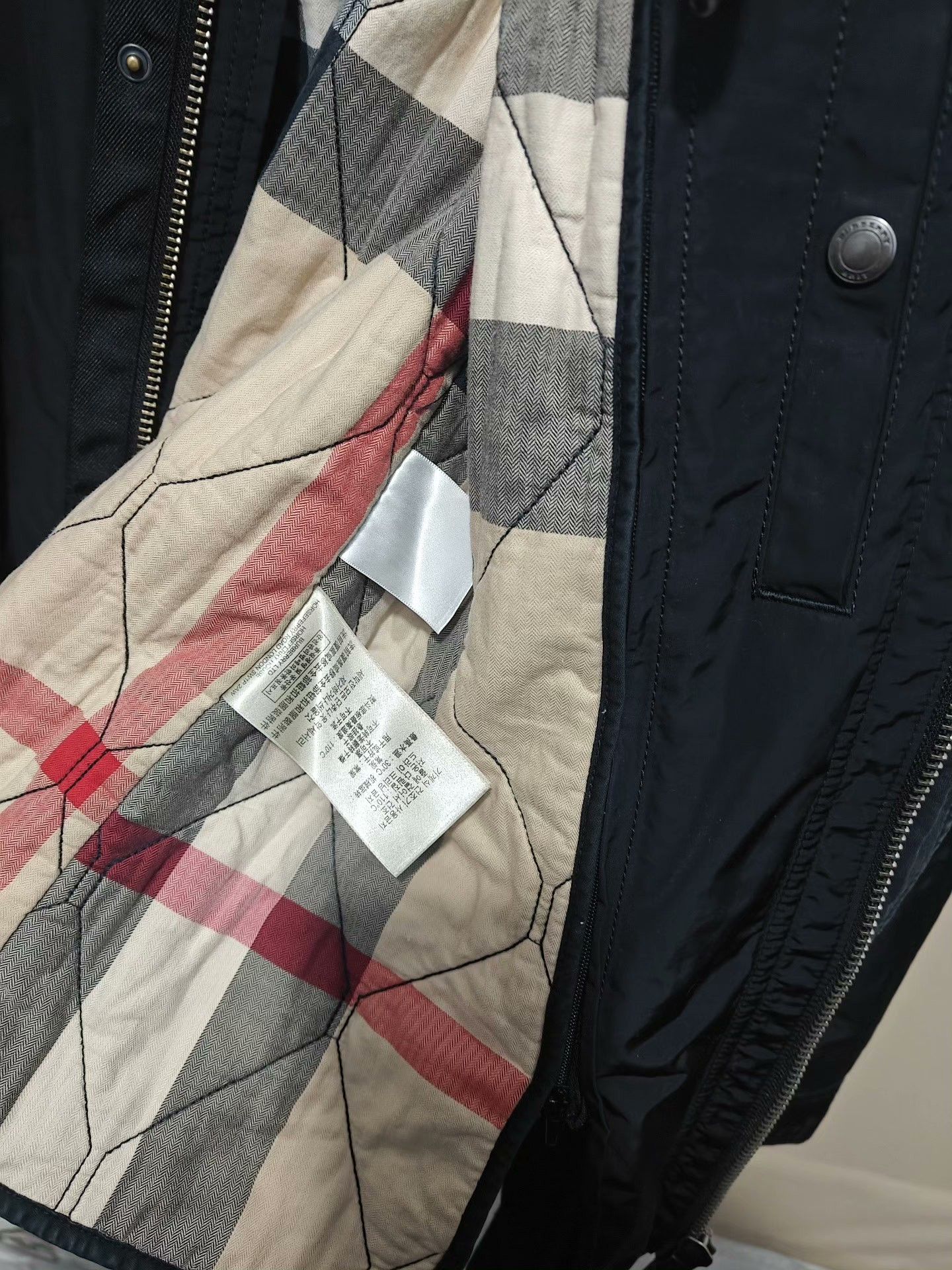 Burberry Burberry Men's Jacket & Vest Set Size US XL / EU 56 / 4 - 8 Thumbnail