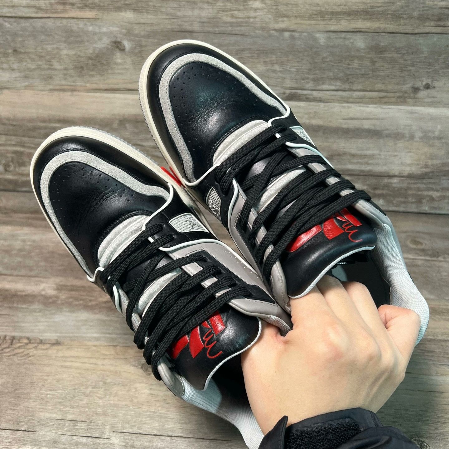Louis Vuitton Louis Vuitton Black Gray Trainer Sneakers Size US 8.5 / EU 41-42 - 5 Thumbnail