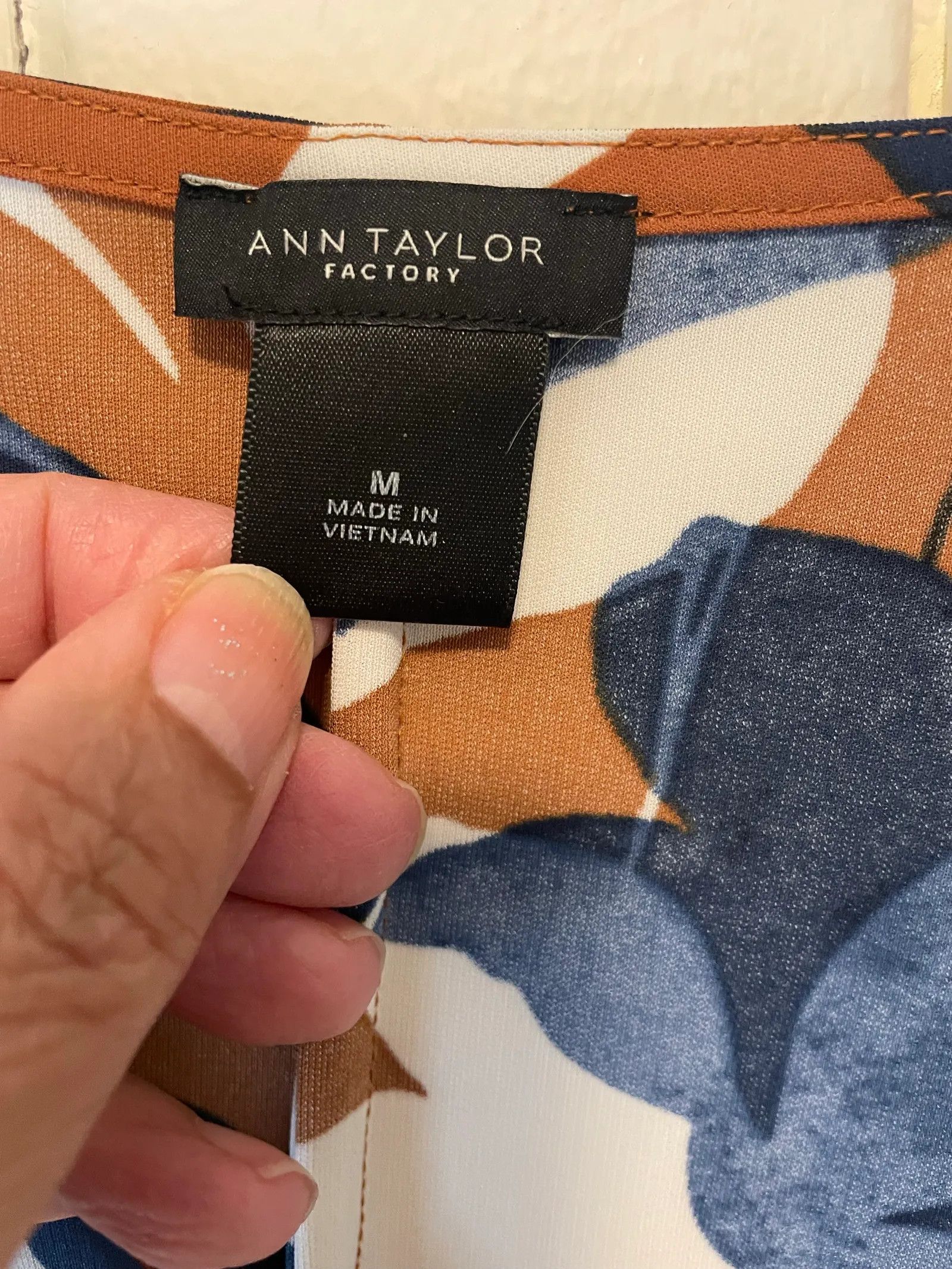 Ann Taylor Ann Taylor Mönstrad blus från Ann Taylor Blouse Size M / US 6-8 / IT 42-44 - 5 Thumbnail