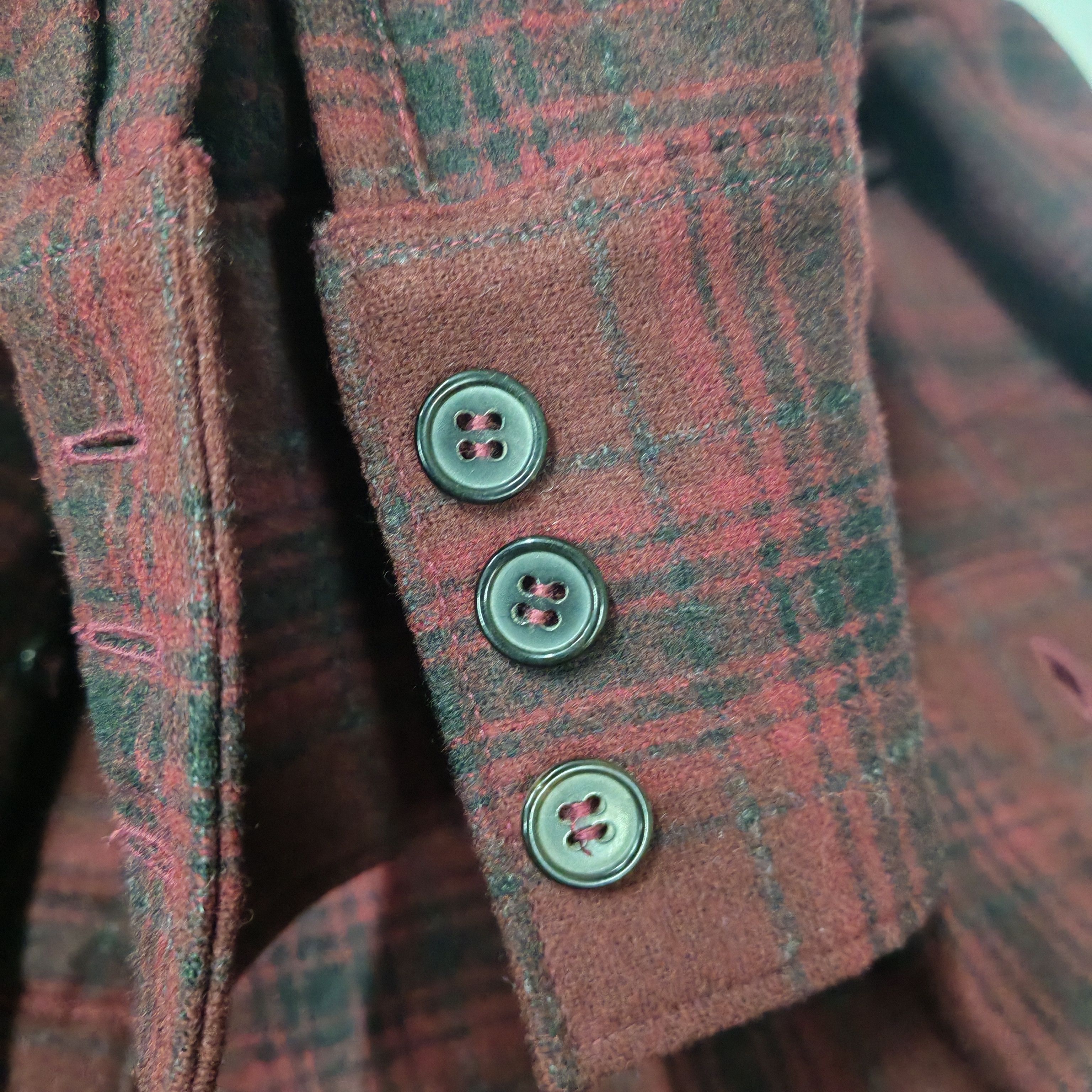Saint Laurent Paris Saint Laurent Paris Men xs Button Ups Size US XS / EU 42 / 0 - 6 Thumbnail