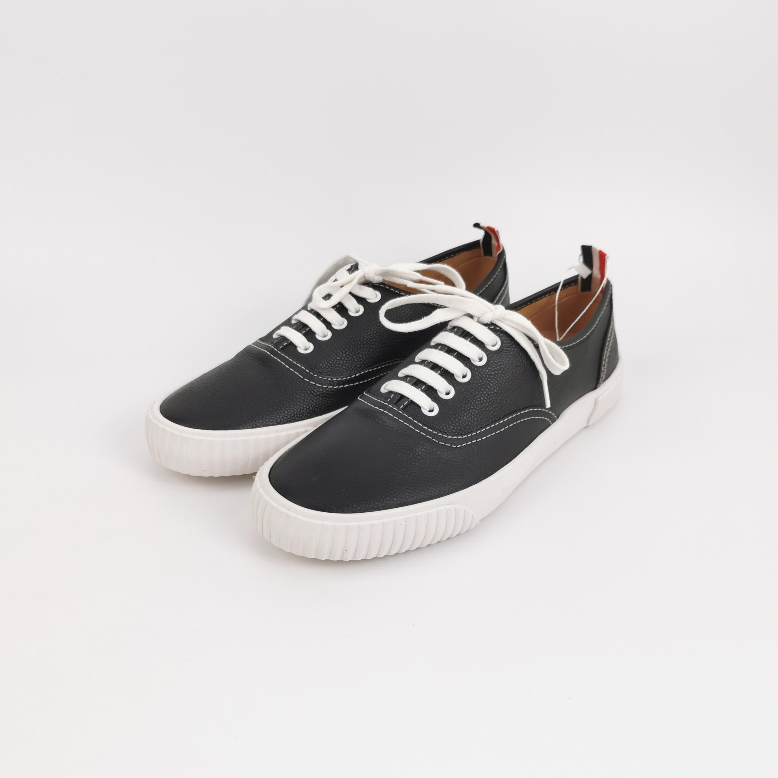 Thom Browne Thom Browne Men 9 Lowtop Sneakers Size US 9 / EU 42 - 2 Thumbnail