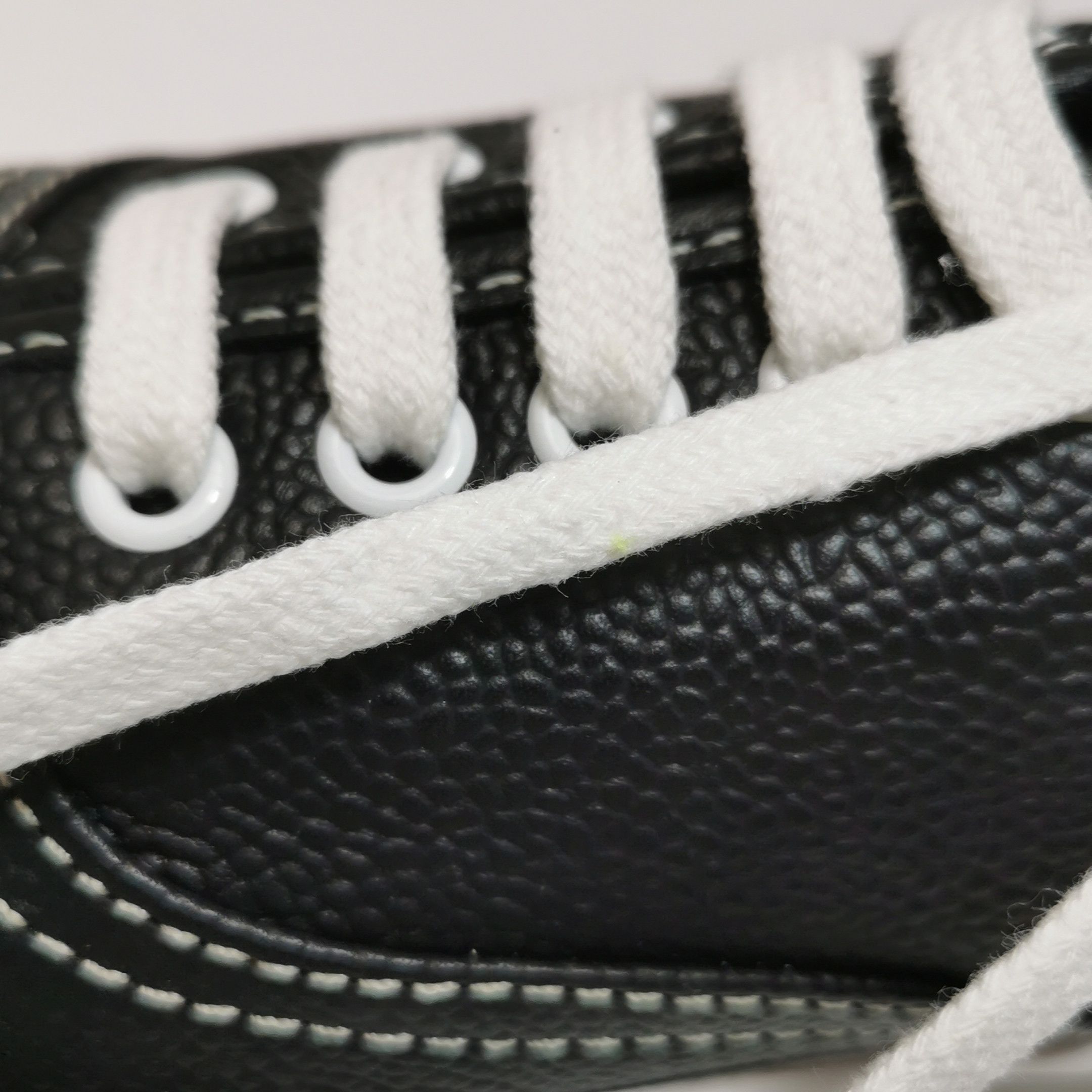 Thom Browne Thom Browne Men 9 Lowtop Sneakers Size US 9 / EU 42 - 8 Thumbnail