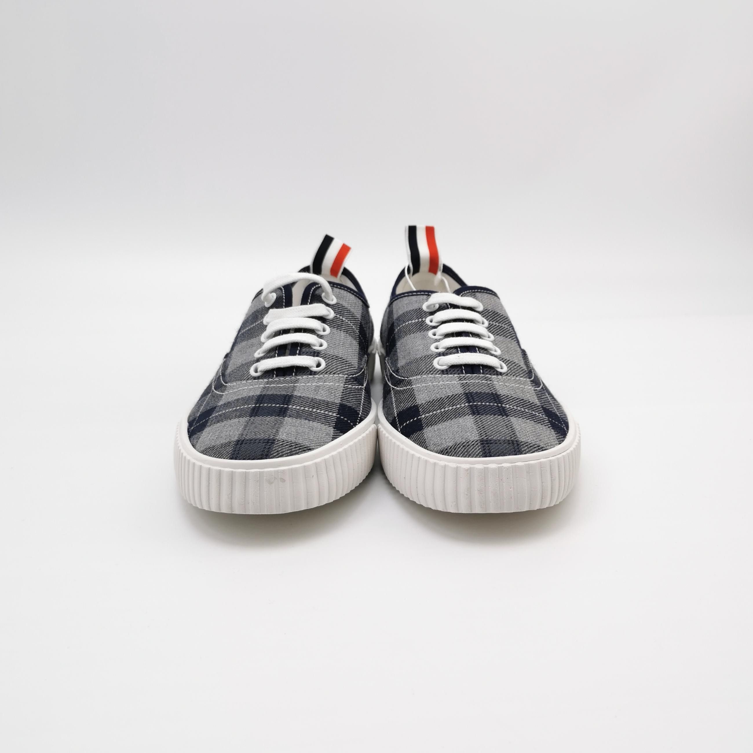 Thom Browne Thom Browne Men 10 Lowtop Sneakers Size US 10 / EU 43 - 3 Thumbnail