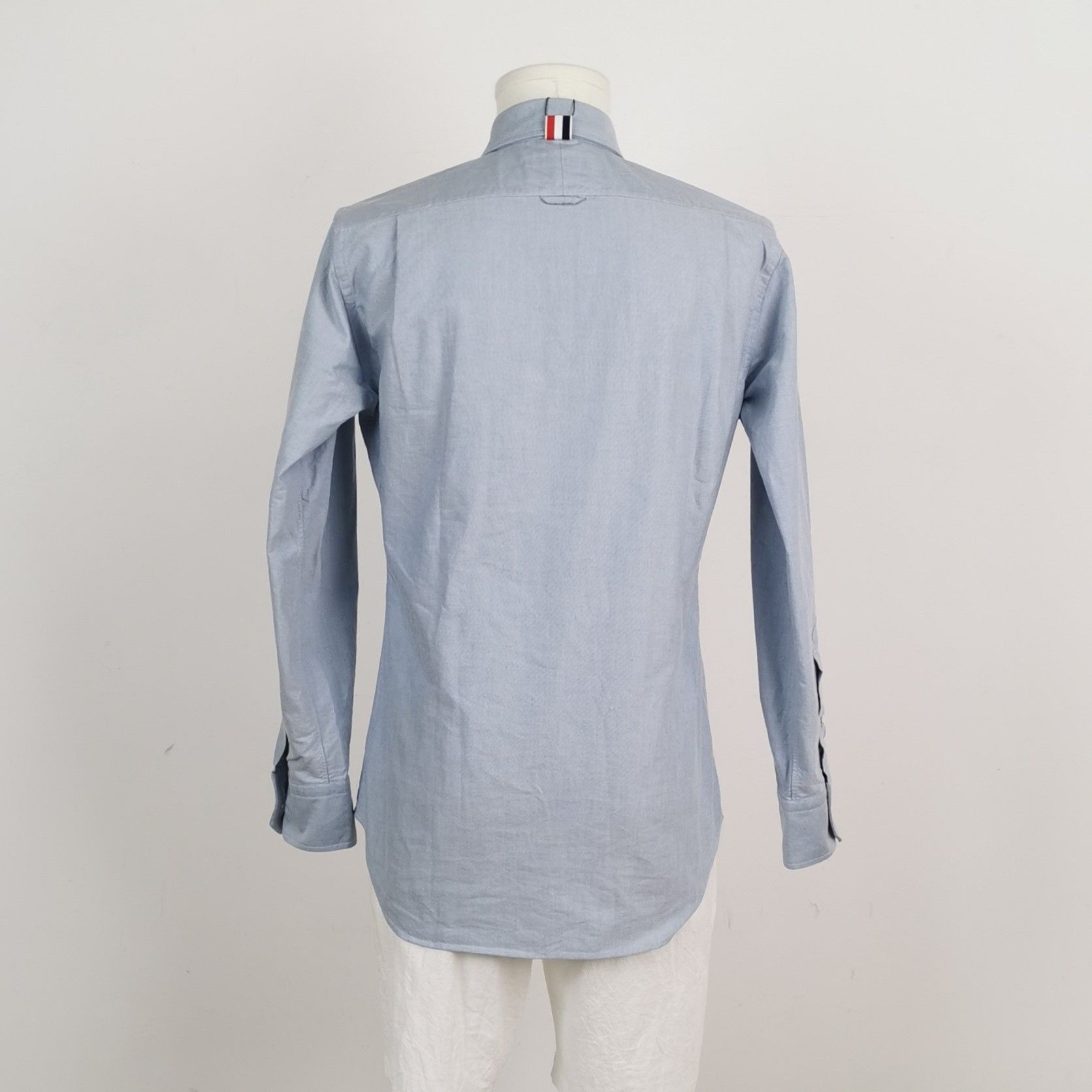 Thom Browne Thom Browne Men m Button Ups Size US M / EU 48-50 / 2 - 2 Thumbnail