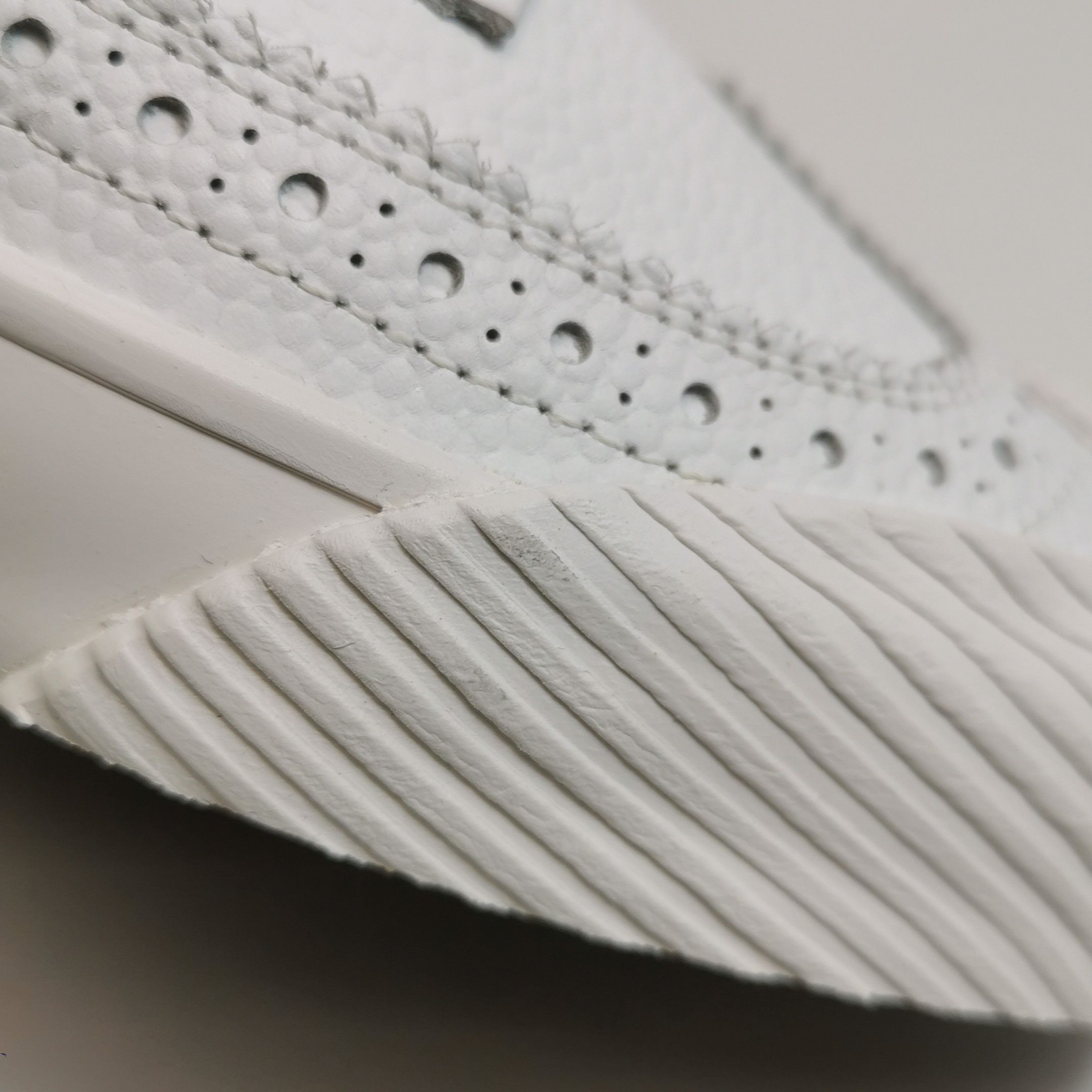 Thom Browne Thom Browne Men 7 Lowtop Sneakers Size US 7 / EU 40 - 8 Thumbnail
