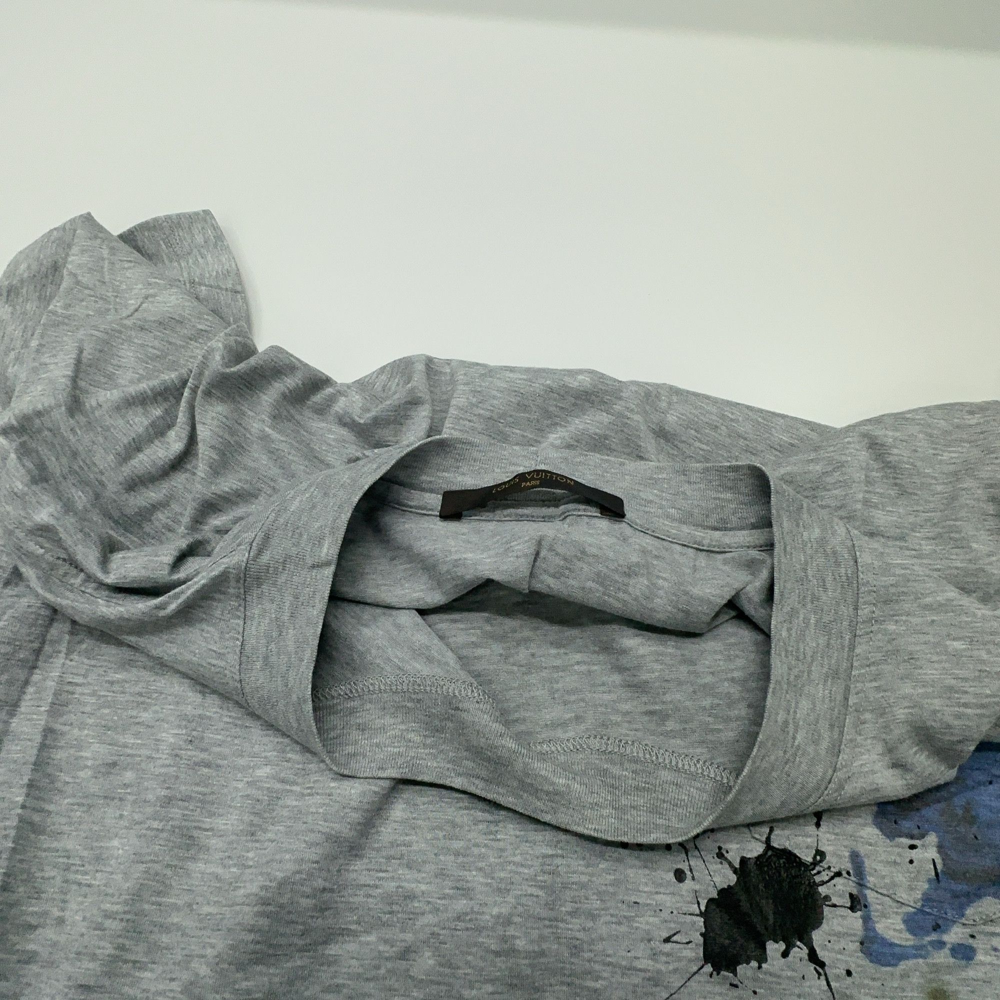 Louis Vuitton Louis Vuitton Paint Splatter T-Shirt L Size US L / EU 52-54 / 3 - 5 Thumbnail