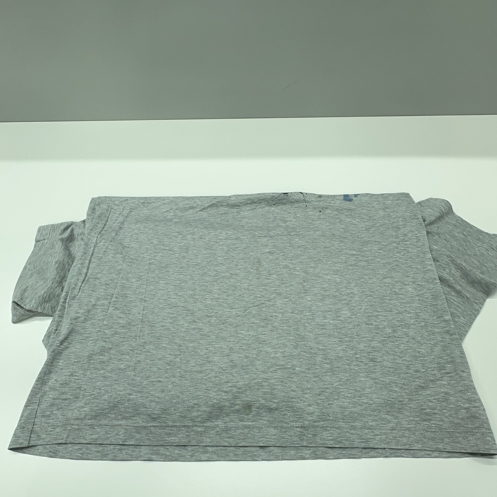 Louis Vuitton Louis Vuitton Paint Splatter T-Shirt L Size US L / EU 52-54 / 3 - 7 Thumbnail