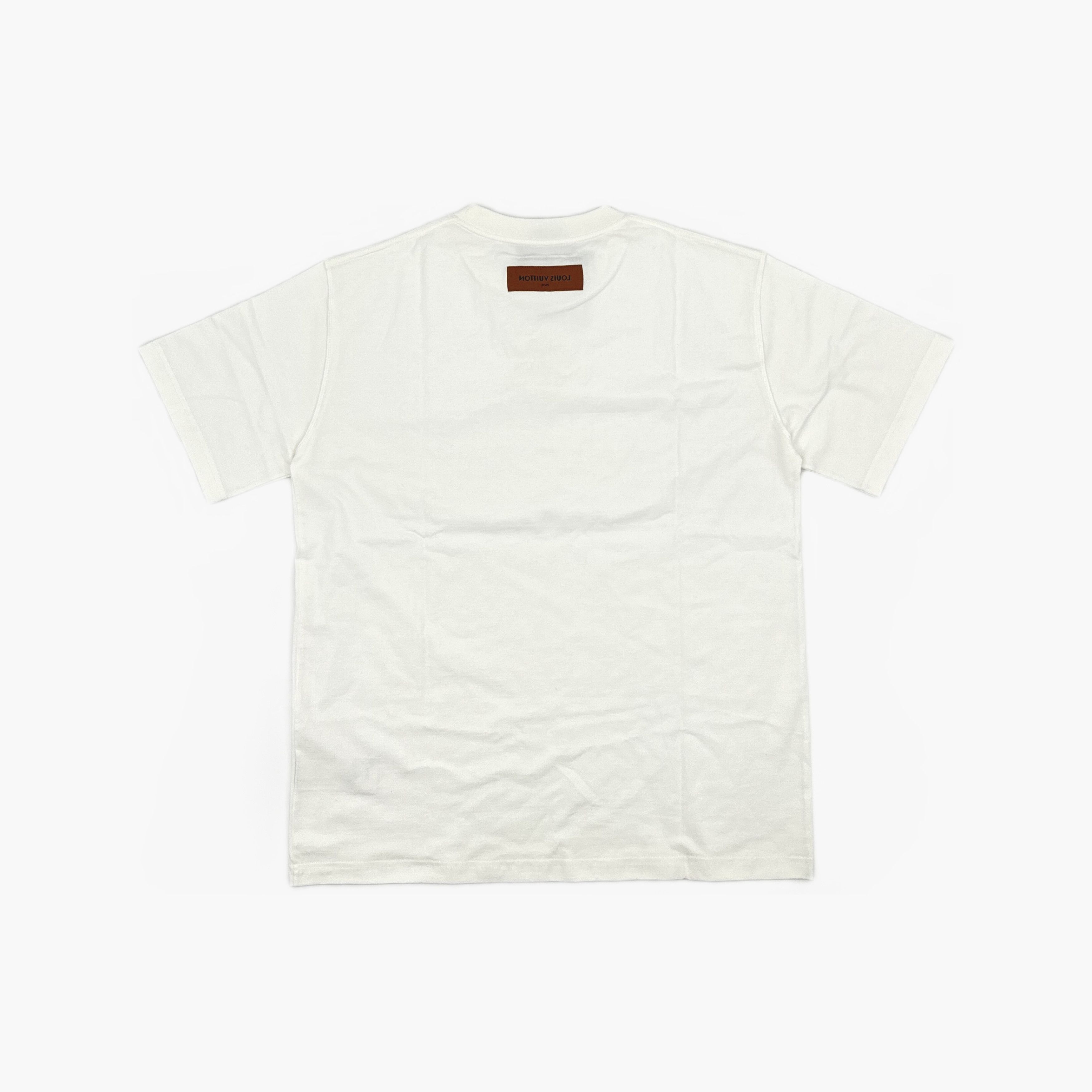 Louis Vuitton Louis Vuitton Embossed Logo T-Shirt Size XL Size US XL / EU 56 / 4 - 2 Thumbnail