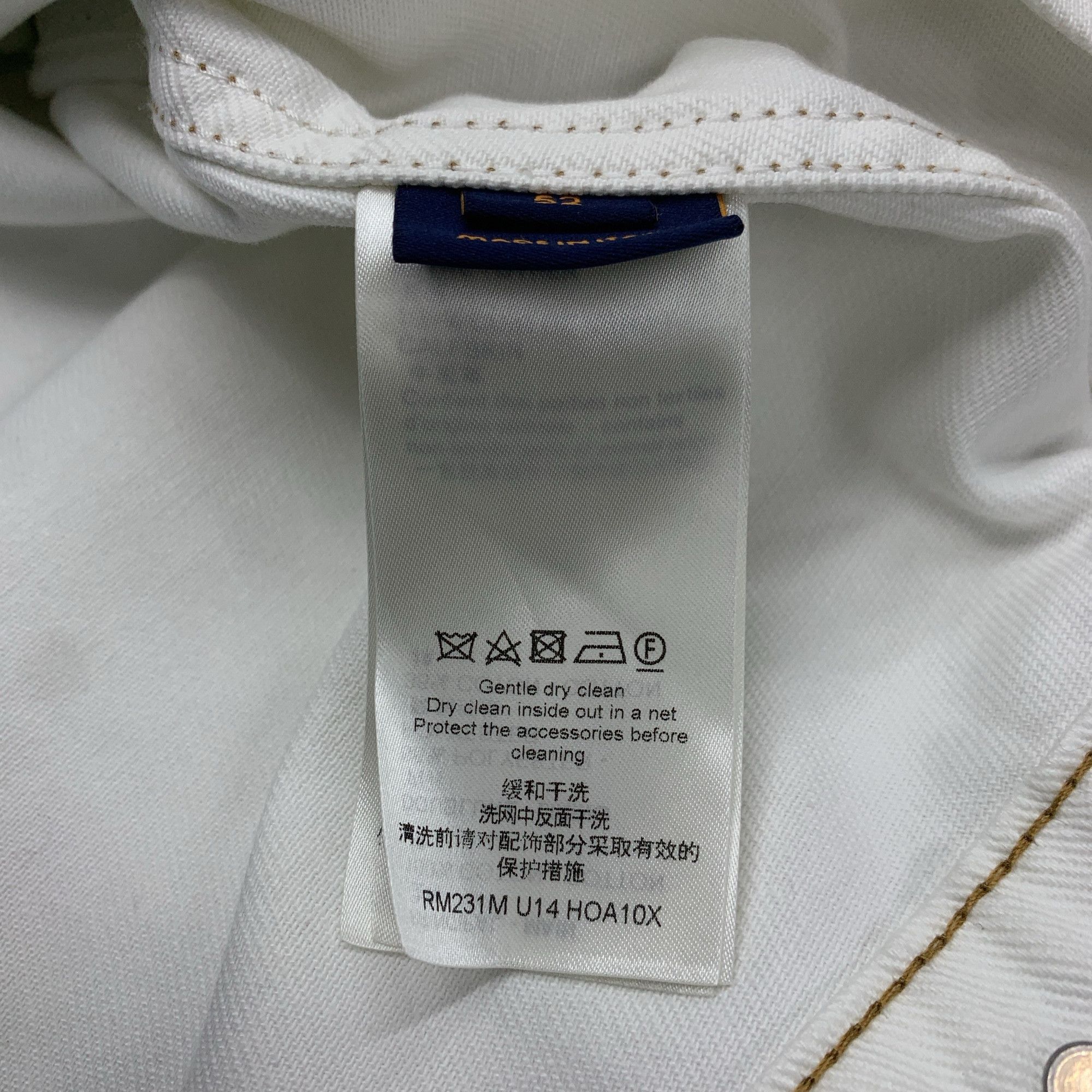 Louis Vuitton Louis Vuitton Spray Paint Denim Jacket Size 52 Size US L / EU 52-54 / 3 - 4 Thumbnail