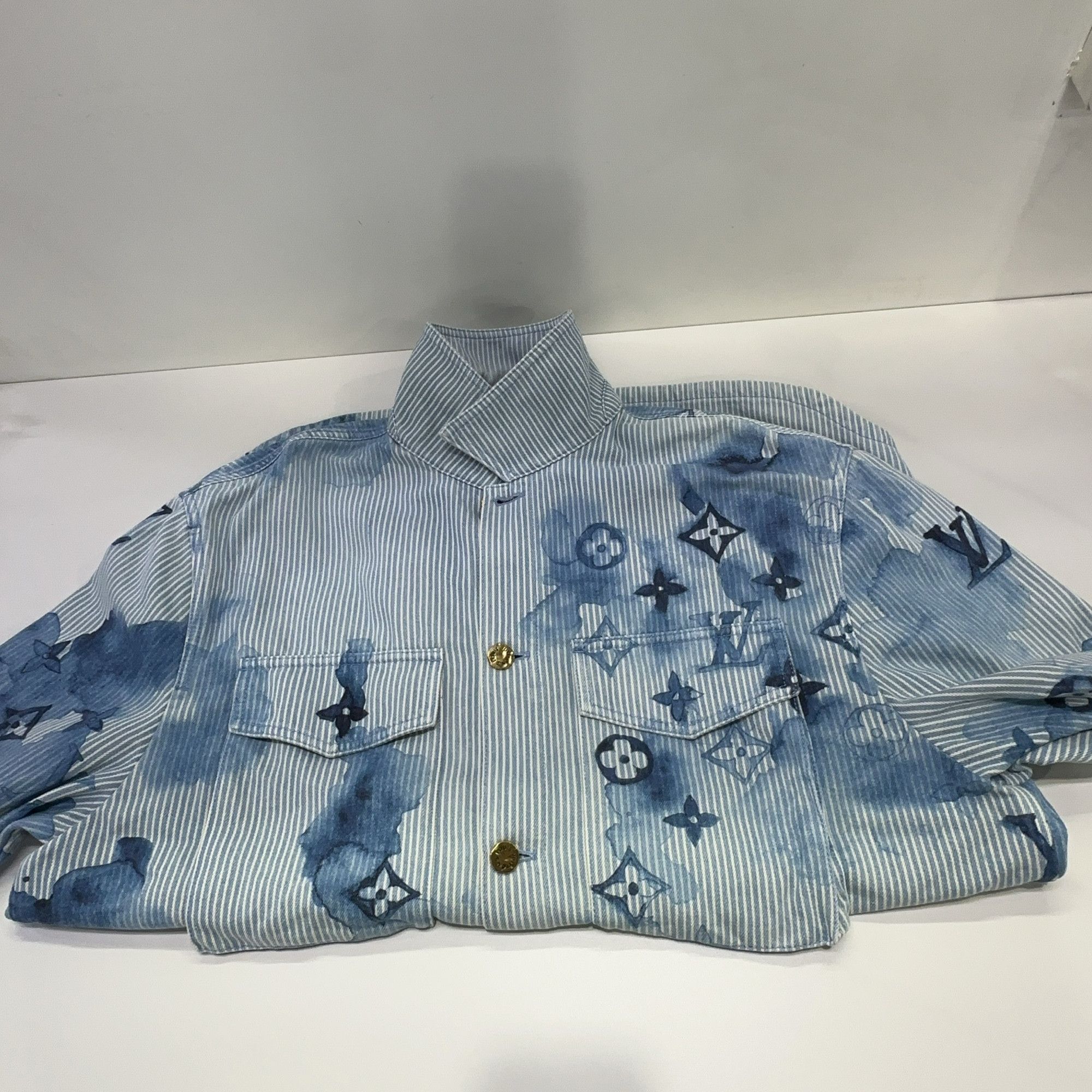 Louis Vuitton Louis Vuitton Monogram Striped Shirt Size L Size US L / EU 52-54 / 3 - 6 Thumbnail