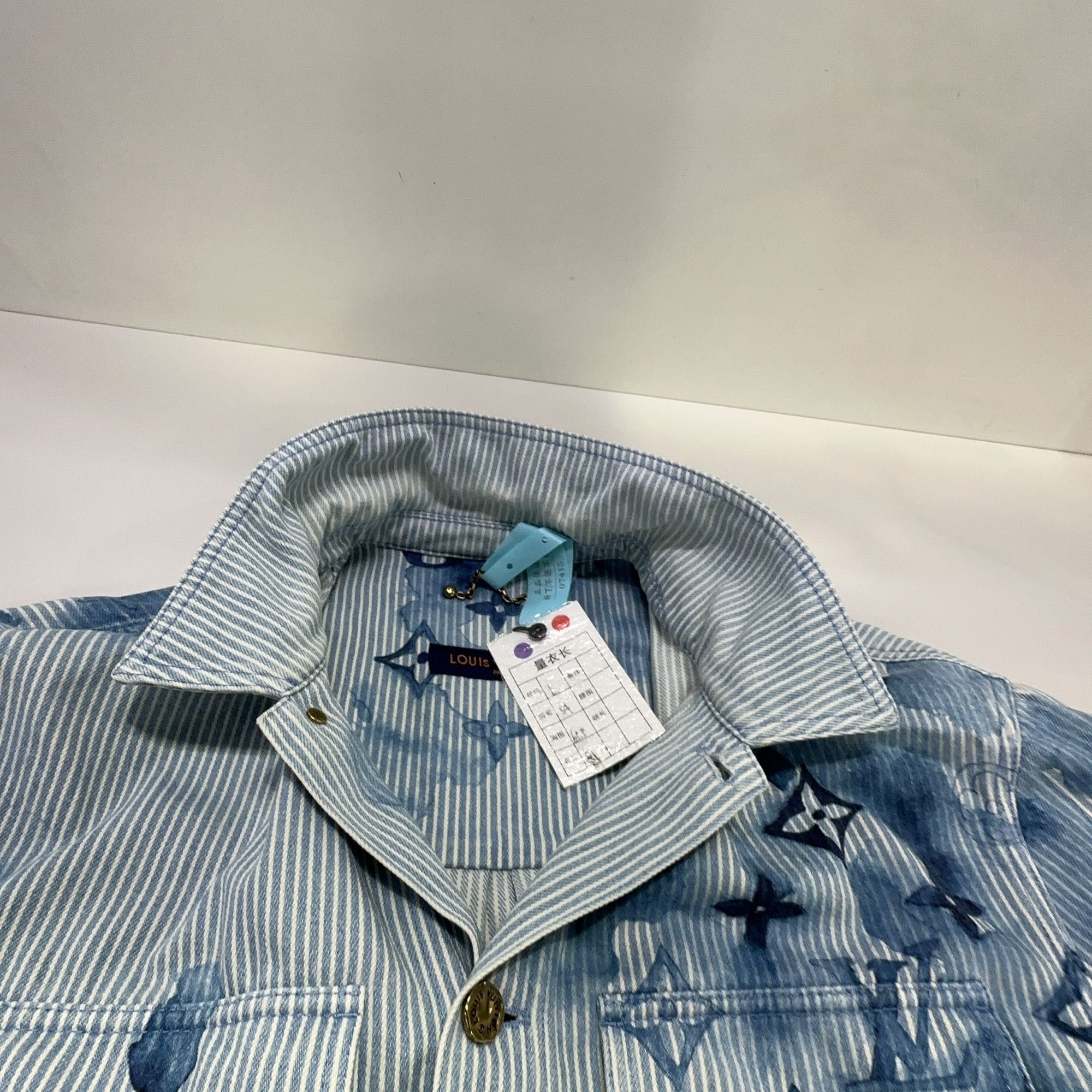 Louis Vuitton Louis Vuitton Monogram Striped Shirt Size L Size US L / EU 52-54 / 3 - 5 Thumbnail