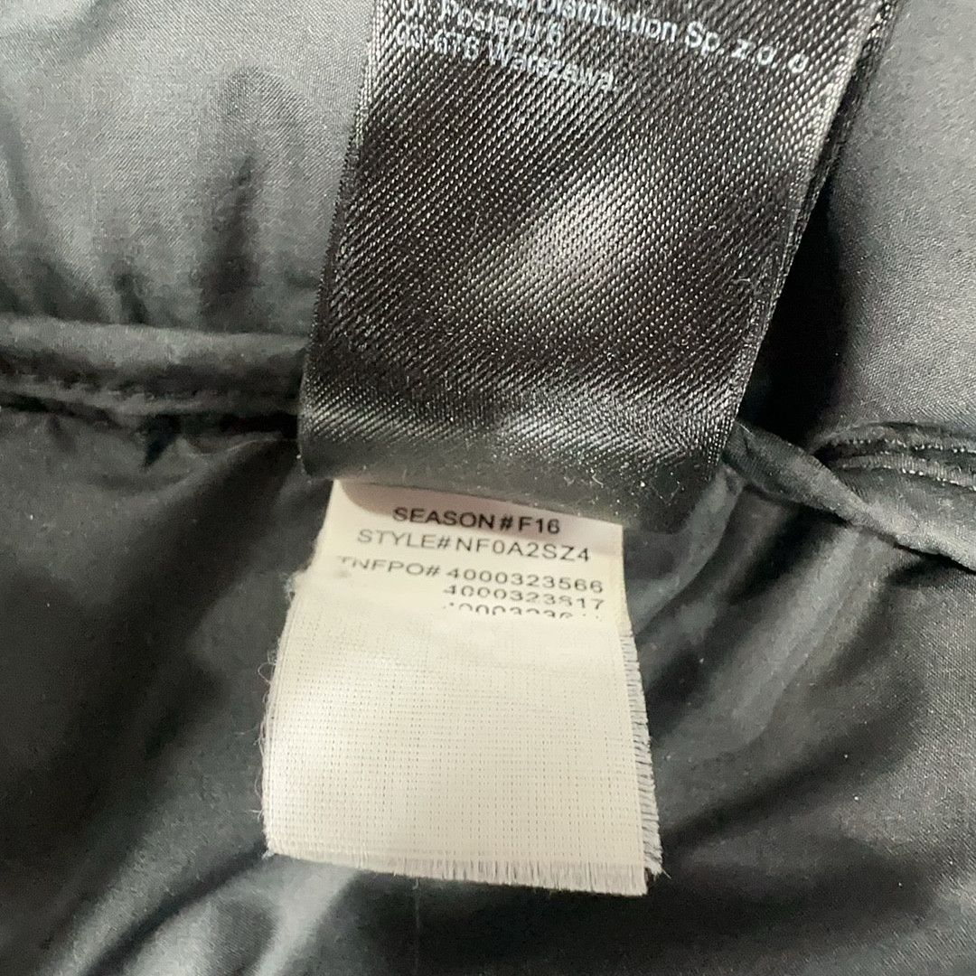 Supreme Supreme x The North Face Leaves Nuptse Jacket Size XL Size US XL / EU 56 / 4 - 4 Thumbnail