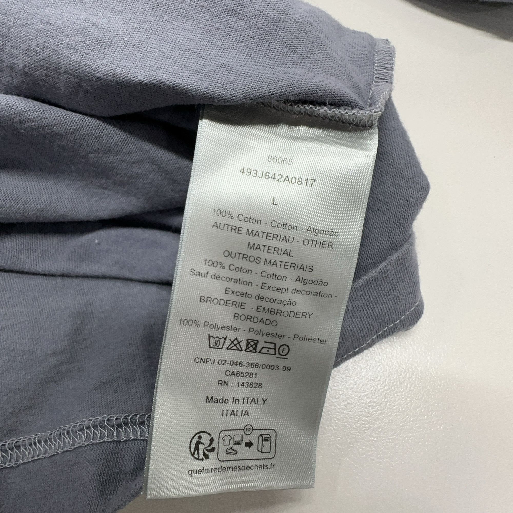 Dior Dior Logo Graphic T-Shirt Size L Size US L / EU 52-54 / 3 - 3 Thumbnail