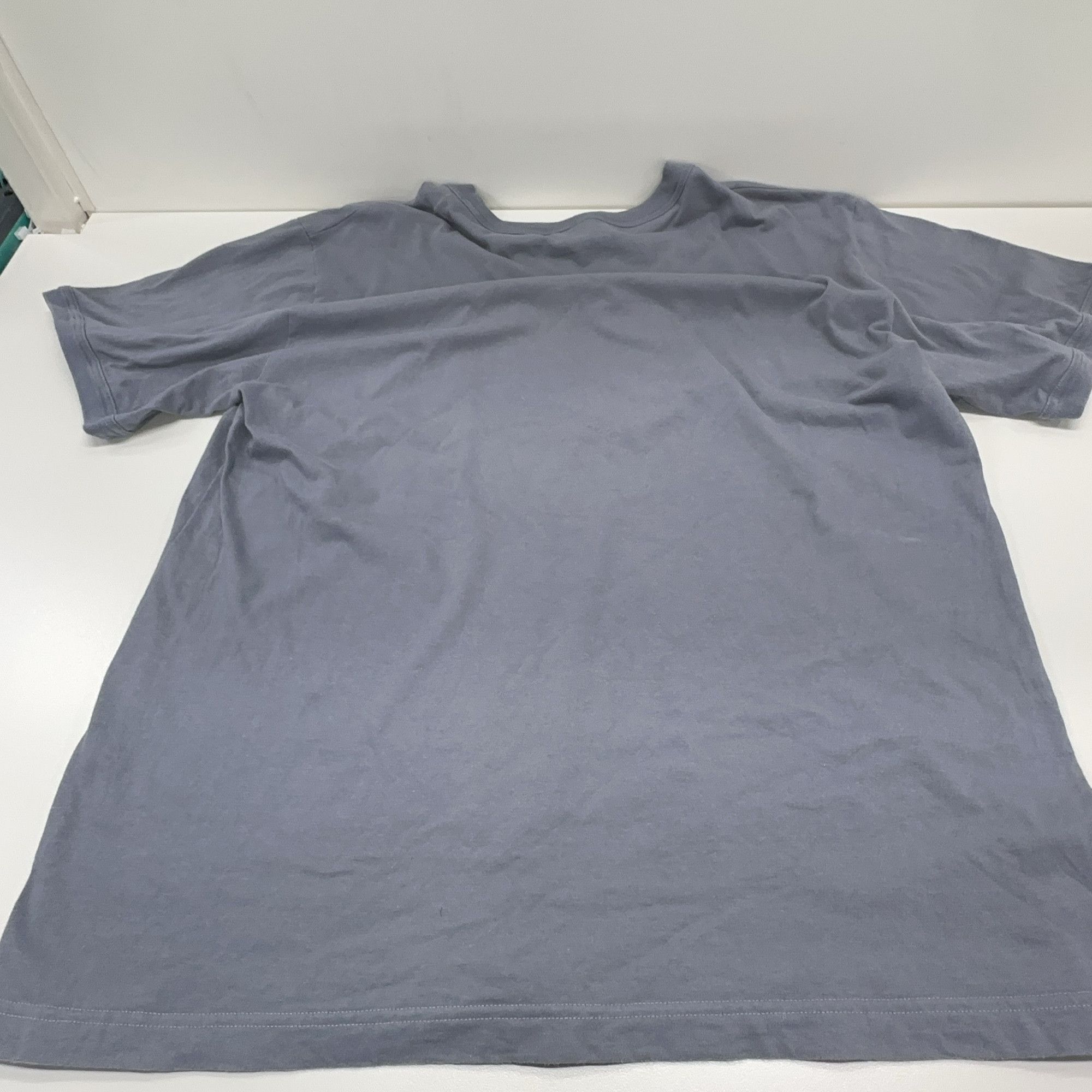 Dior Dior Logo Graphic T-Shirt Size L Size US L / EU 52-54 / 3 - 9 Thumbnail