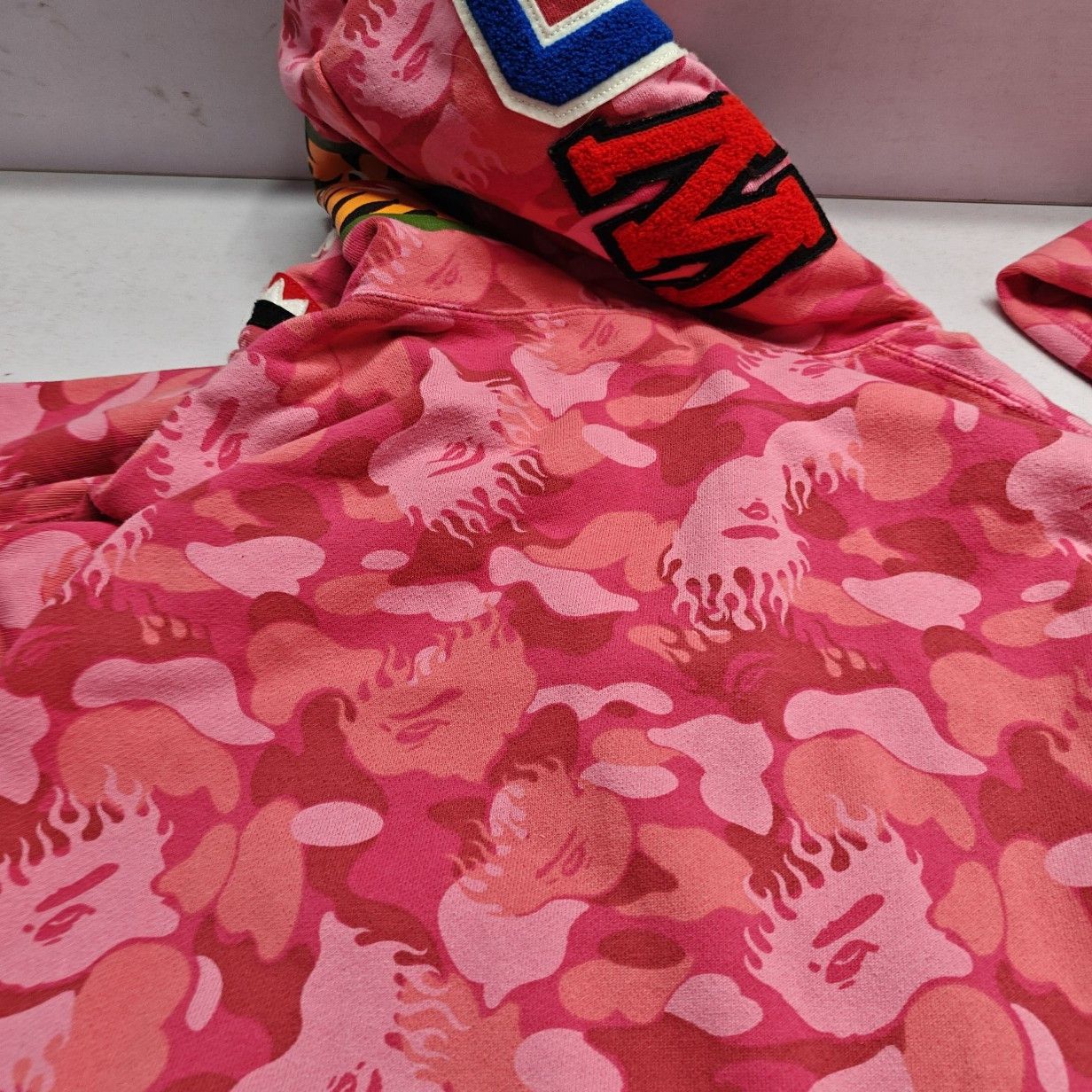 Bape A Bathing Ape Pink Camo Shark Full Zip Hoodie Size L Size US L / EU 52-54 / 3 - 5 Thumbnail