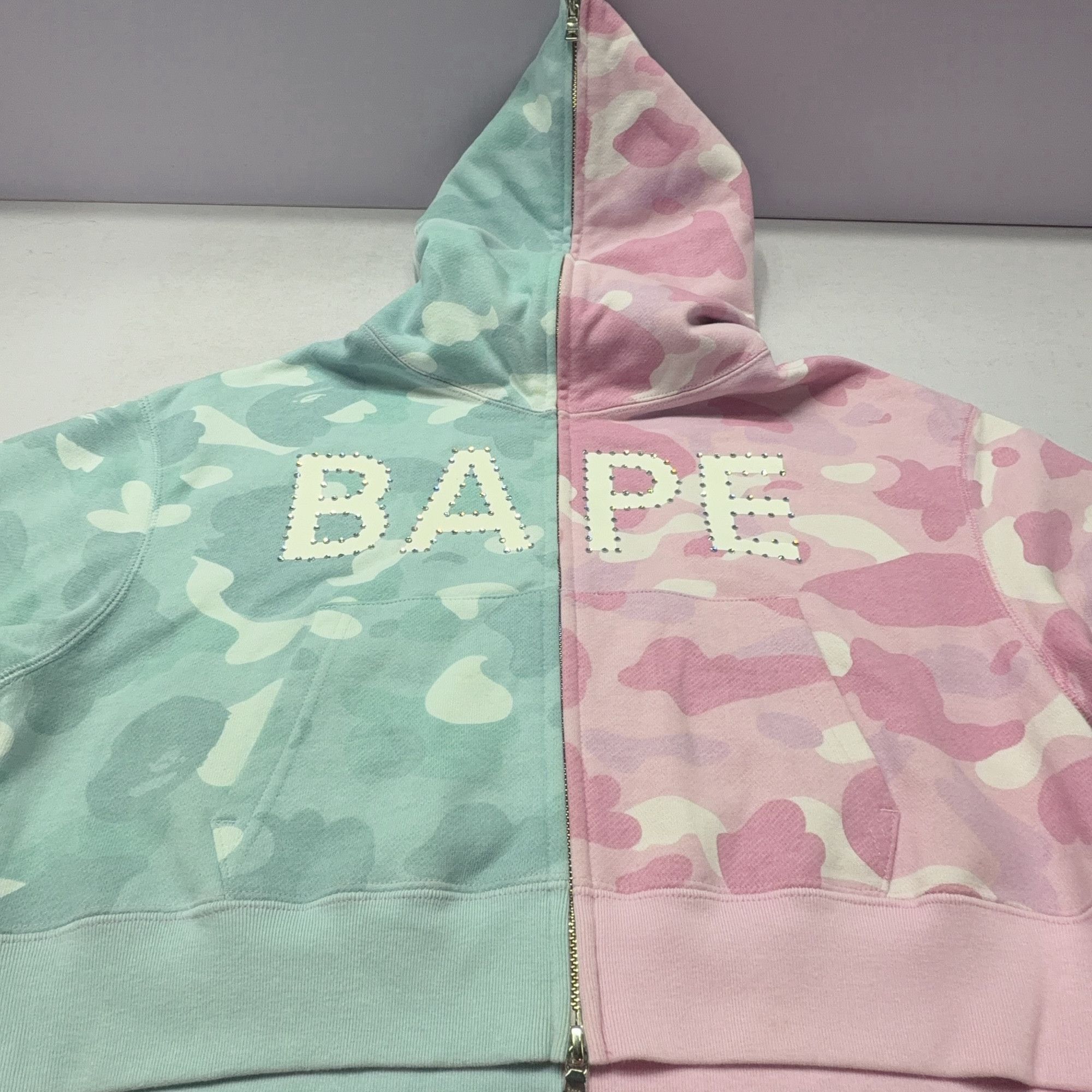 Bape A BATHING APE Split Camo Zip Hoodie Size S Size S / US 4 / IT 40 - 10 Thumbnail