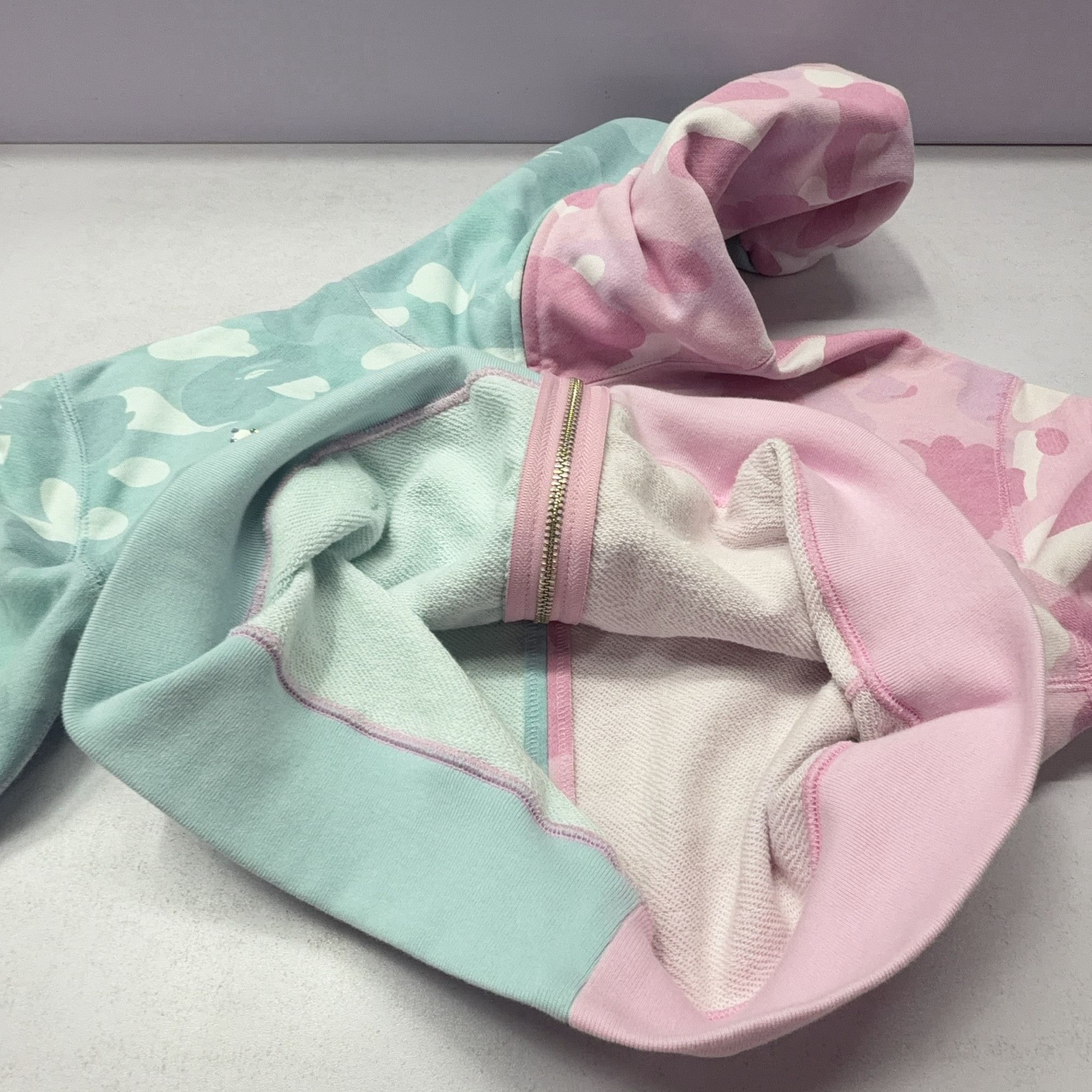 Bape A BATHING APE Split Camo Zip Hoodie Size S Size S / US 4 / IT 40 - 14 Thumbnail