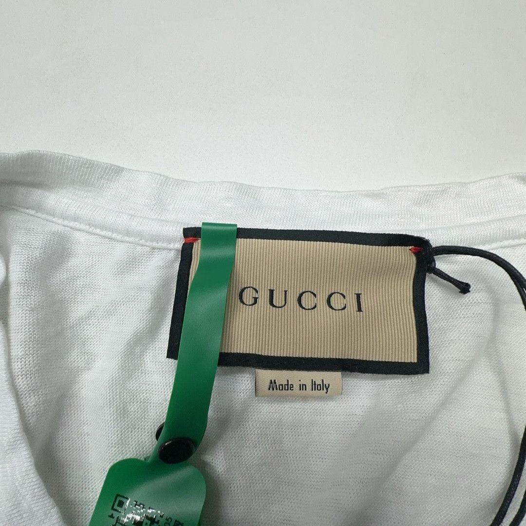 Gucci Gucci V-Neck Logo T-Shirt Size M Size US M / EU 48-50 / 2 - 3 Thumbnail