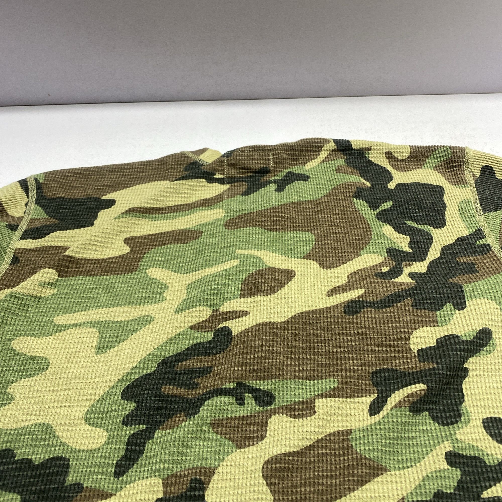Stussy Stussy Camo Thermal Long Sleeve T-Shirt Size XL Size US XL / EU 56 / 4 - 5 Thumbnail