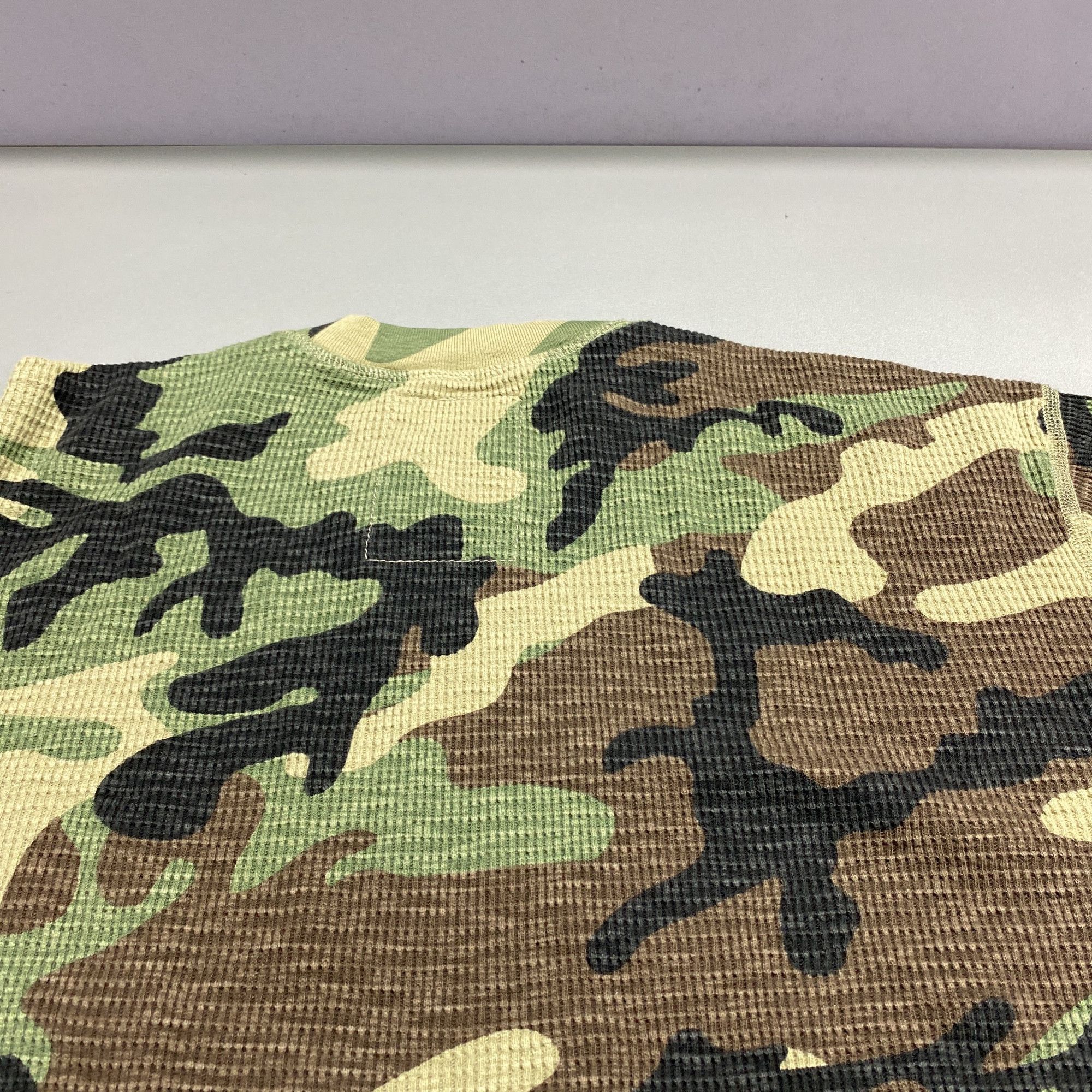 Stussy Stussy Camo Thermal Long Sleeve T-Shirt Size M Size US M / EU 48-50 / 2 - 9 Thumbnail