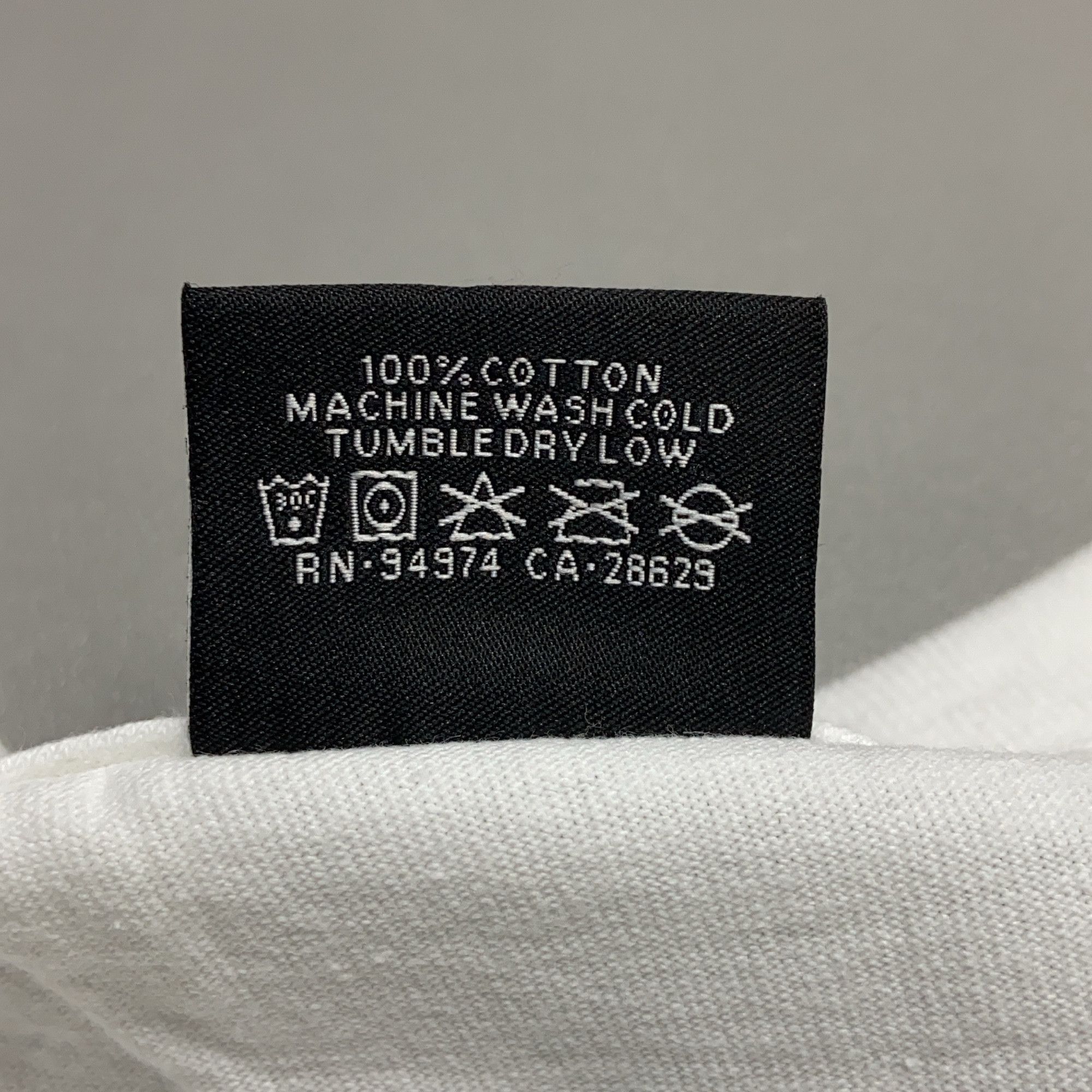 Stussy Stussy Fuzzy Dice Graphic T-Shirt Size L Size US L / EU 52-54 / 3 - 4 Thumbnail