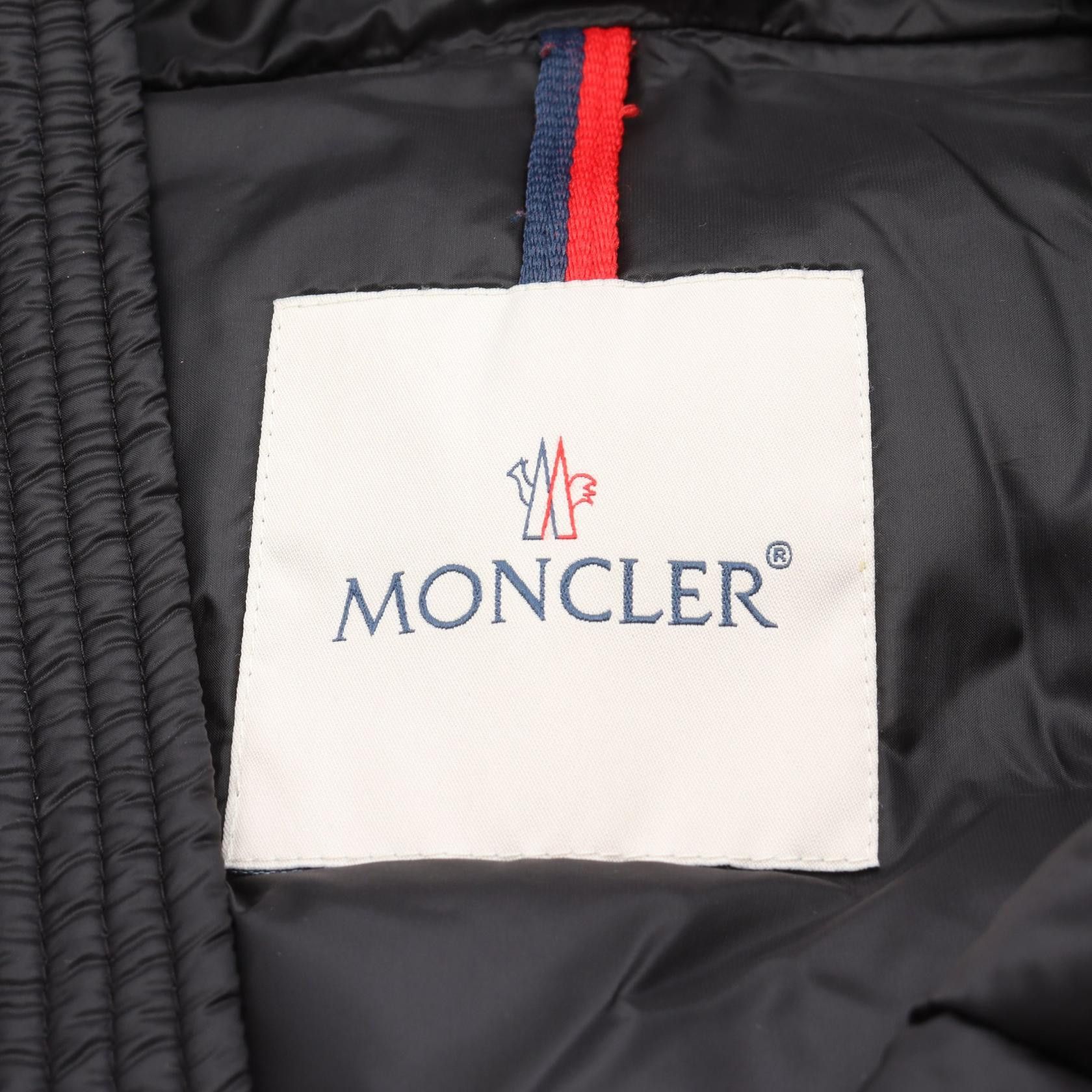 Moncler Moncler Moncler VANOISE Nylon Down Vest Textile Outerwear DUTY FREE for USA Size ONE SIZE - 3 Thumbnail