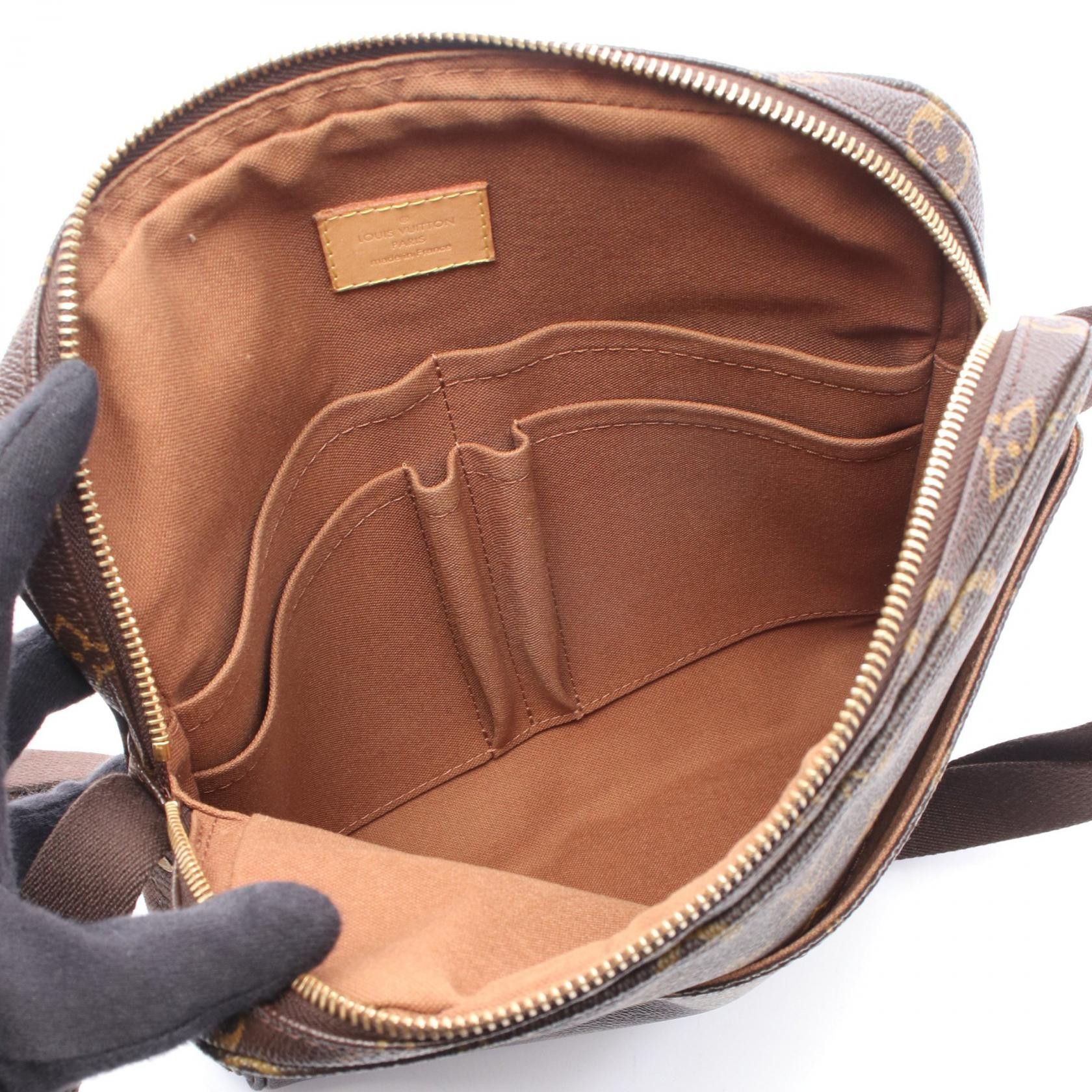 Louis Vuitton Louis Vuitton Louis Vuitton Trotteur Beaubourg Monogram shoulder bag Textile Shoulder Bag M97037 DUTY FREE for USA Size ONE SIZE - 3 Thumbnail
