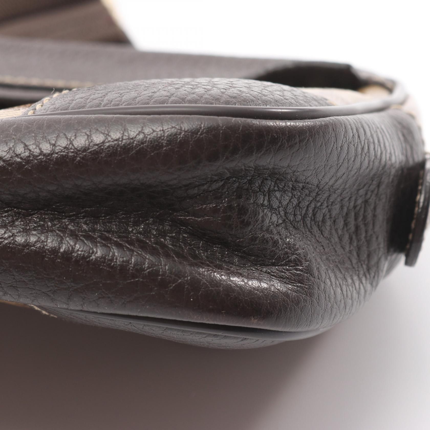 Gucci Gucci Gucci GG Crystal PVC Coated Canvas Leather Waist Bag Plastic / Synthetic Belt Bag 336672 DUTY FREE for USA Size ONE SIZE - 6 Thumbnail