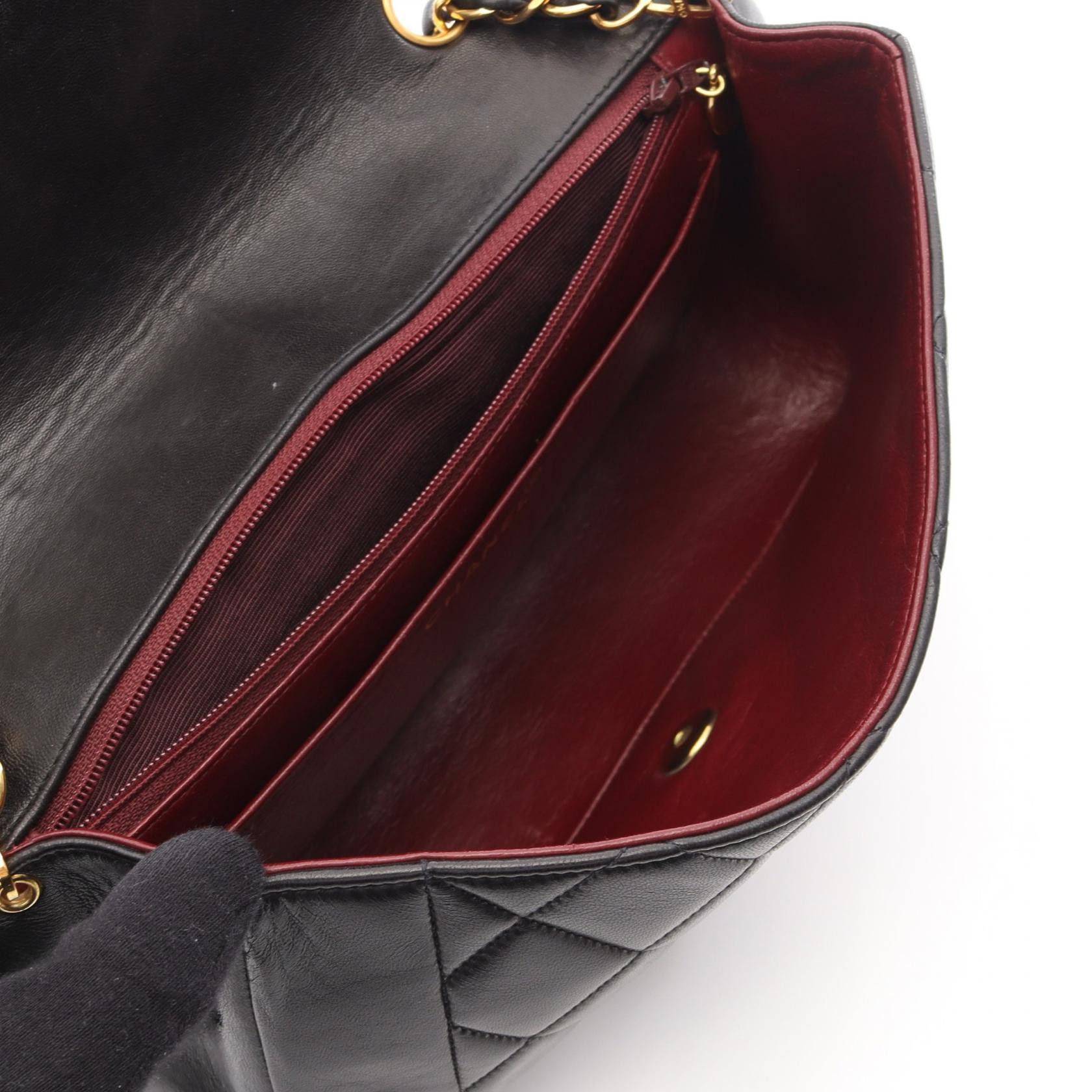 Chanel Chanel CHANEL Matelasse Diana Flap Leather Shoulder Bag Leather Shoulder Bag A01165 DUTY FREE for USA Size ONE SIZE - 3 Thumbnail