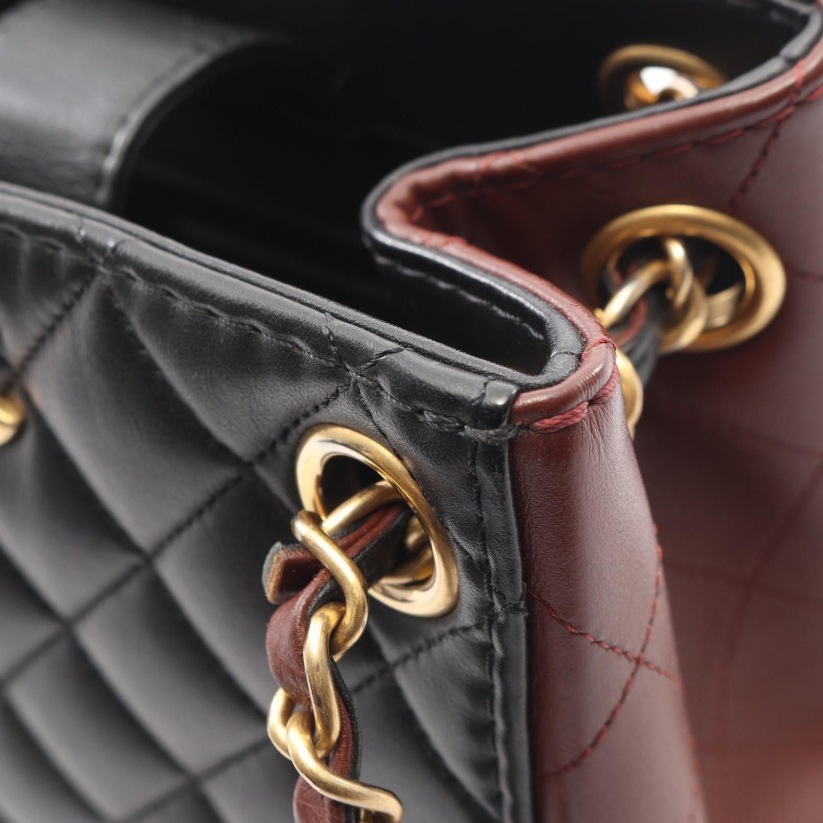 Chanel Chanel CHANEL Matelasse Small Bucket Calfskin Shoulder Bag Leather Shoulder Bag DUTY FREE for USA Size ONE SIZE - 9 Thumbnail