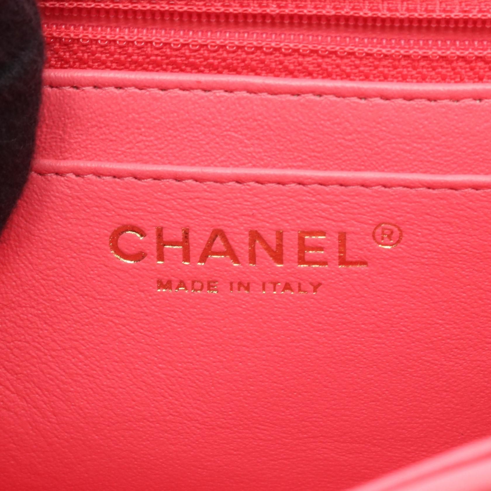 Chanel Chanel CHANEL Mini Matelasse Lambskin Shoulder Bag Leather Shoulder Bag DUTY FREE for USA Size ONE SIZE - 4 Thumbnail