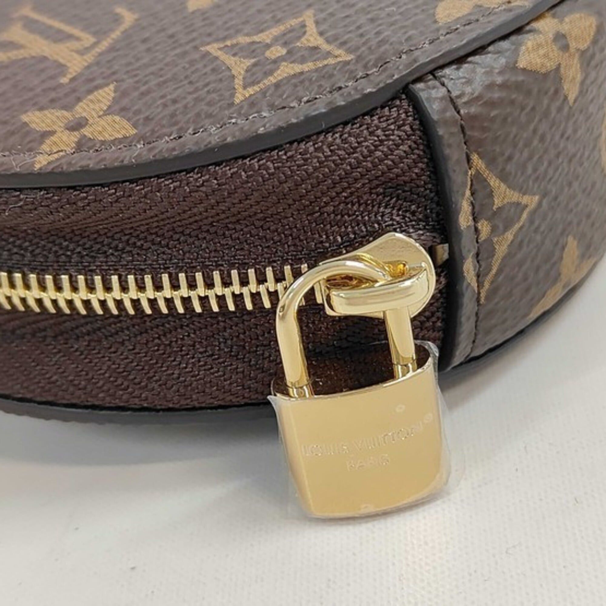 Louis Vuitton Louis Vuitton Monogram Eyeshadow Pouch LBC002 Bag Brown Leather Women's Size ONE SIZE - 6 Thumbnail