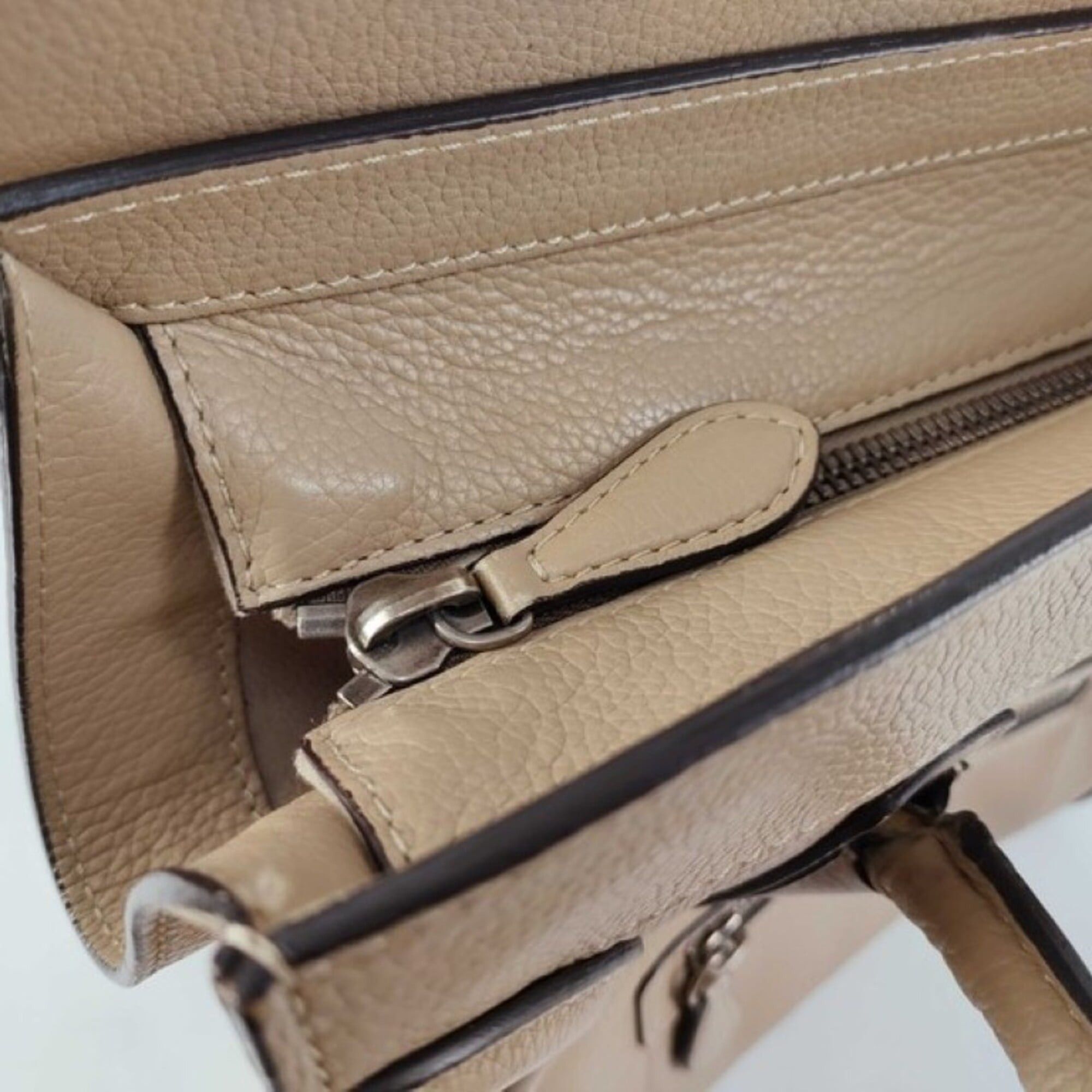 Celine Celine Luggage Micro Shopper Handbag, Brown Leather, Women's Size ONE SIZE - 7 Thumbnail