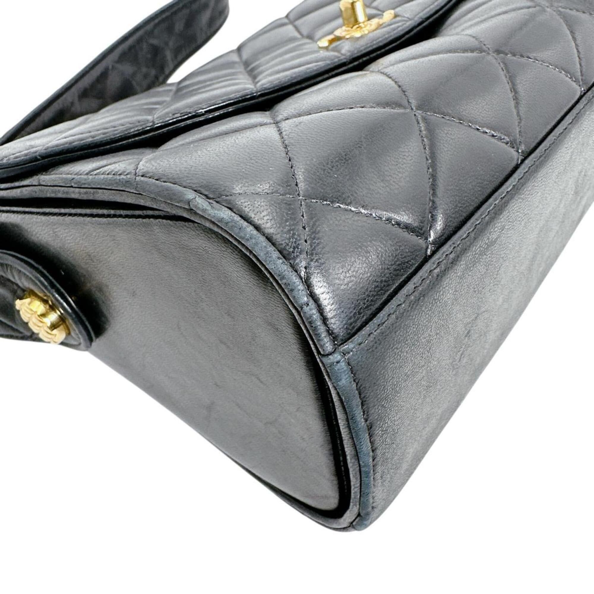 Chanel Chanel body bag/shoulder bag, lambskin, matelassé, black. Size ONE SIZE - 7 Thumbnail