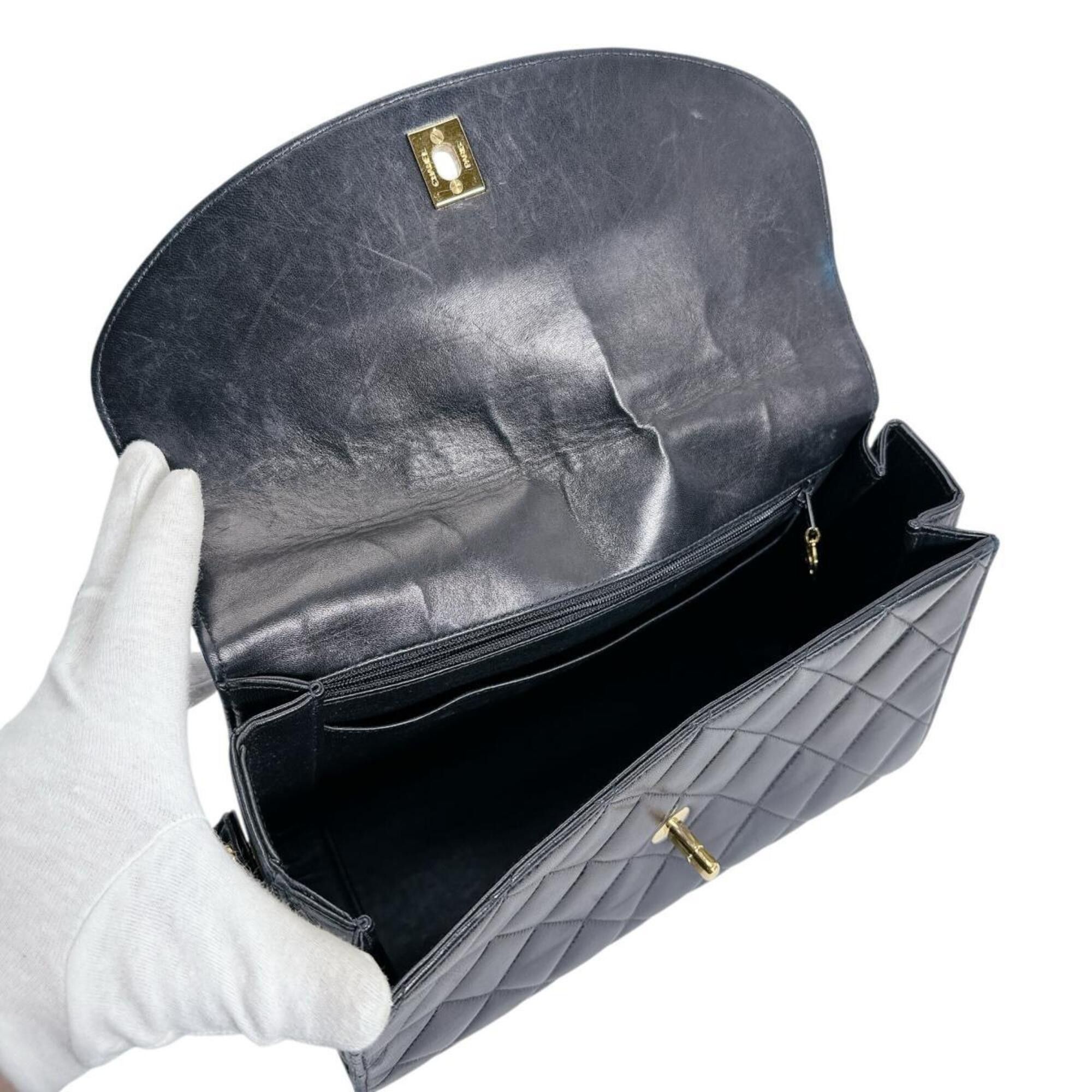 Chanel Chanel body bag/shoulder bag, lambskin, matelassé, black. Size ONE SIZE - 10 Thumbnail