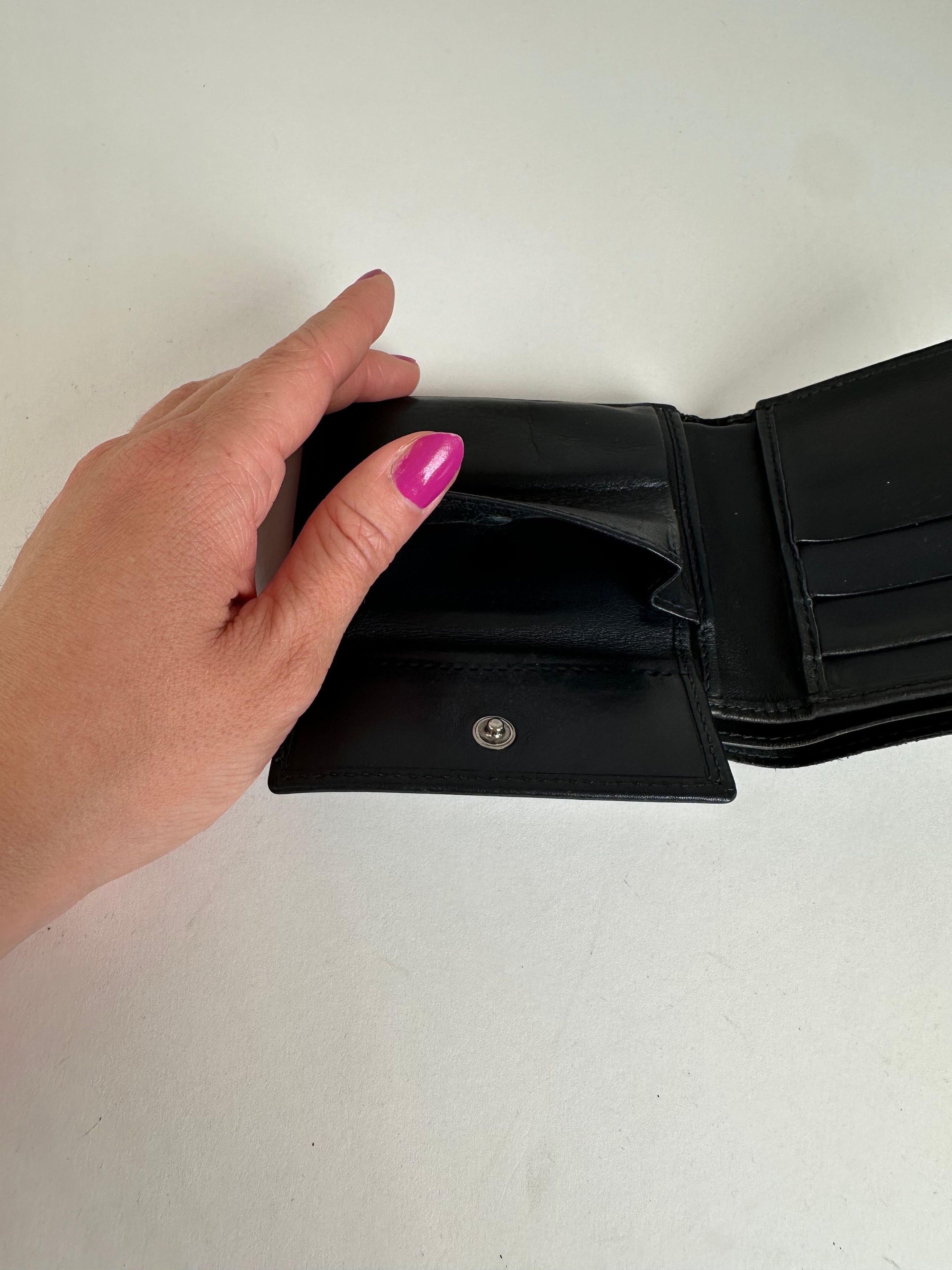 Gucci Vintage Microssima Bifold Wallet Navy Blue Size ONE SIZE - 5 Thumbnail