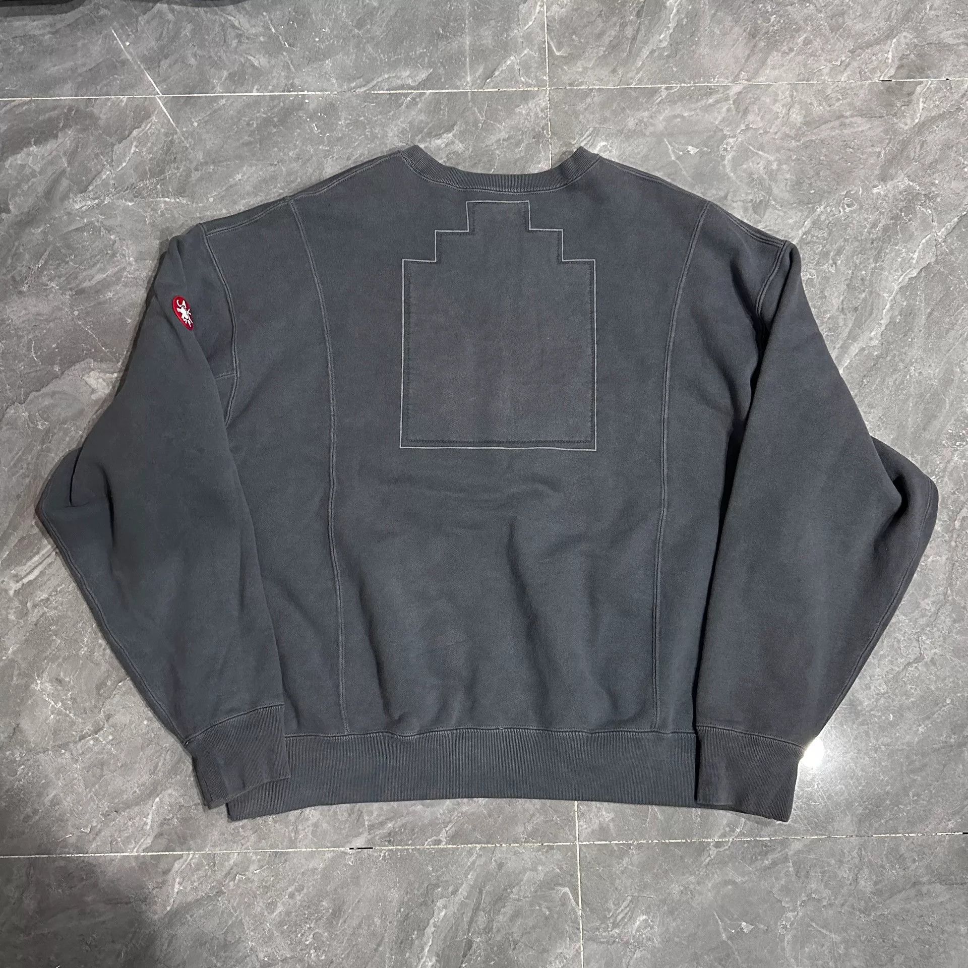 Cav Empt Cav Empt CE Basic Logo Crewneck Sweatshirt Size US L / EU 52-54 / 3 - 2 Thumbnail