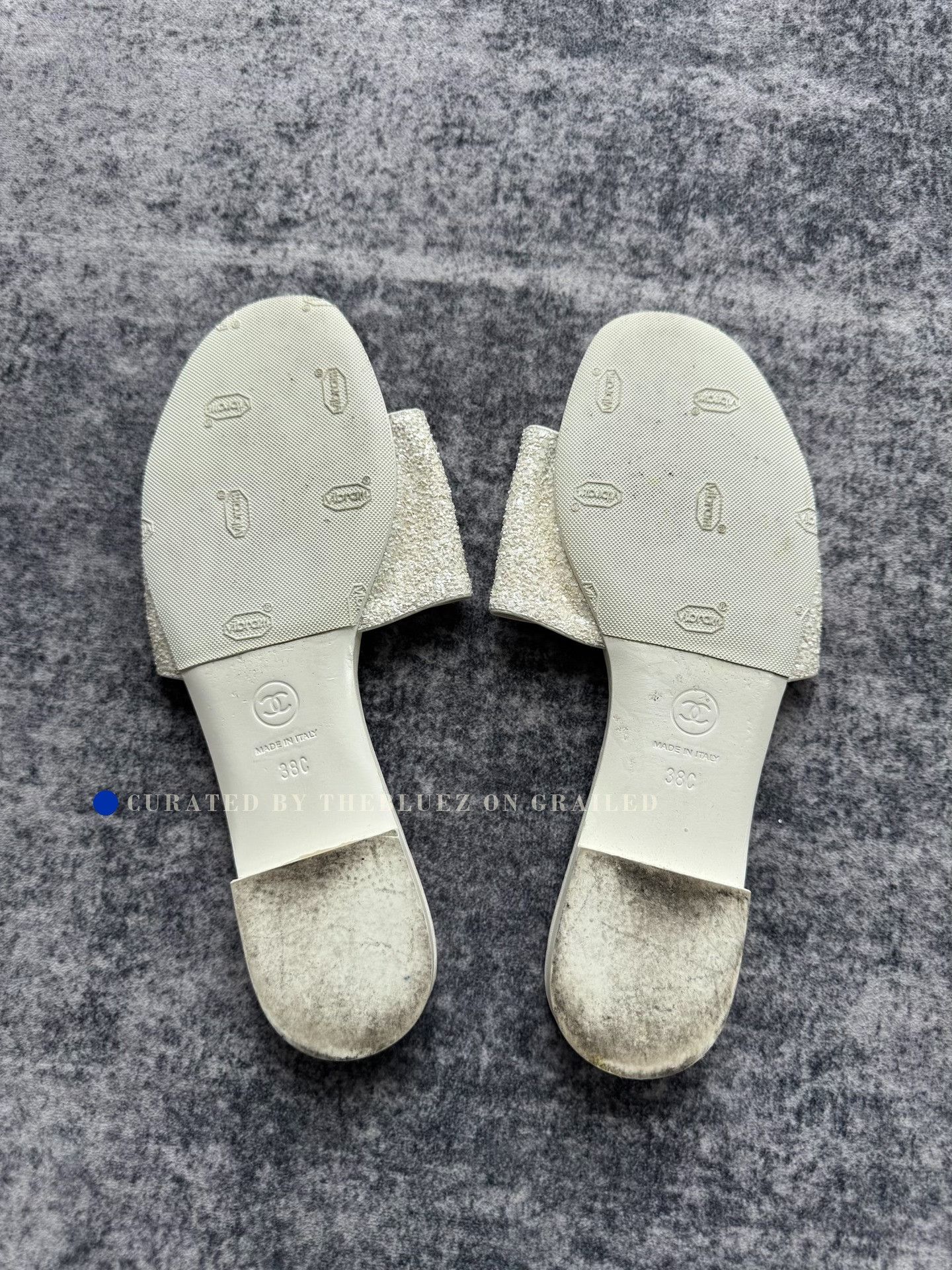 Chanel Chanel White Sequin Logo Slippers Size US 7 / IT 37 - 6 Thumbnail