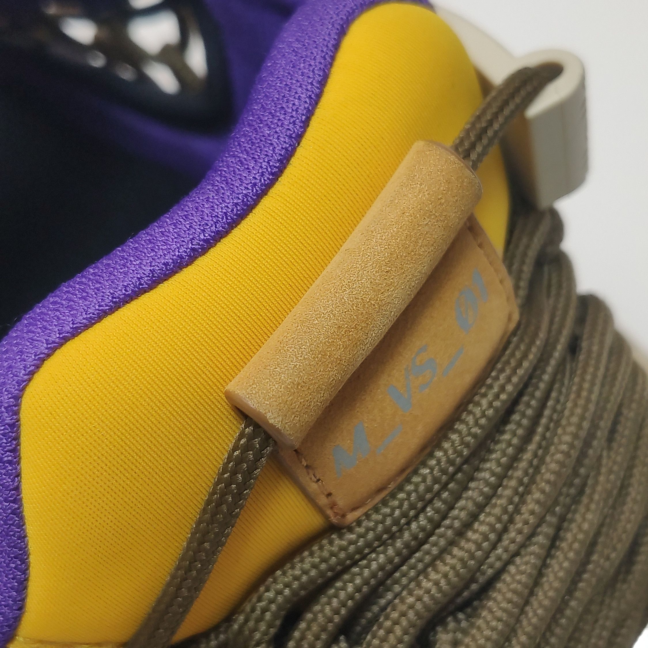 Versace Versace Men 8 Lowtop Sneakers Size US 8 / EU 41 - 9 Thumbnail