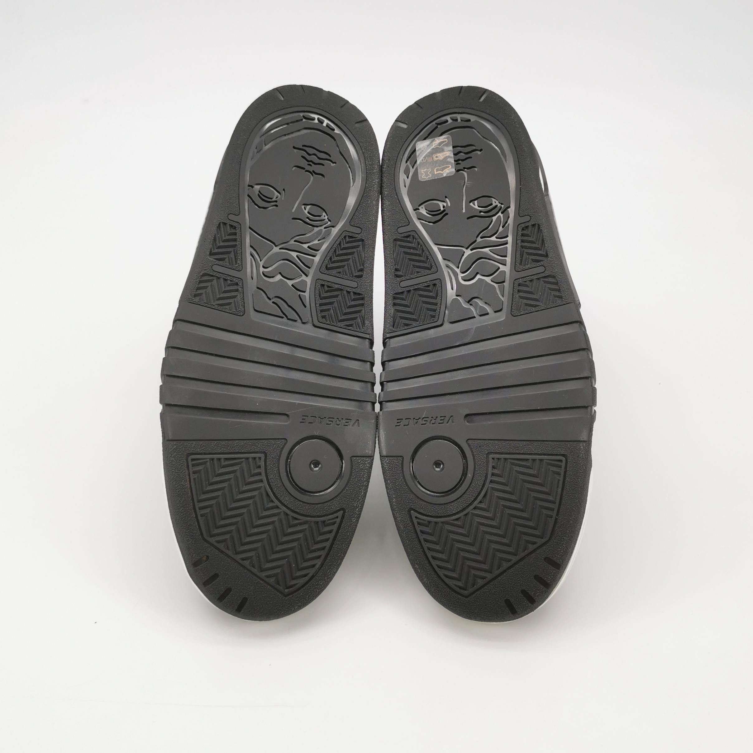 Versace Versace Men 6 Lowtop Sneakers Size US 6 / EU 39 - 5 Thumbnail