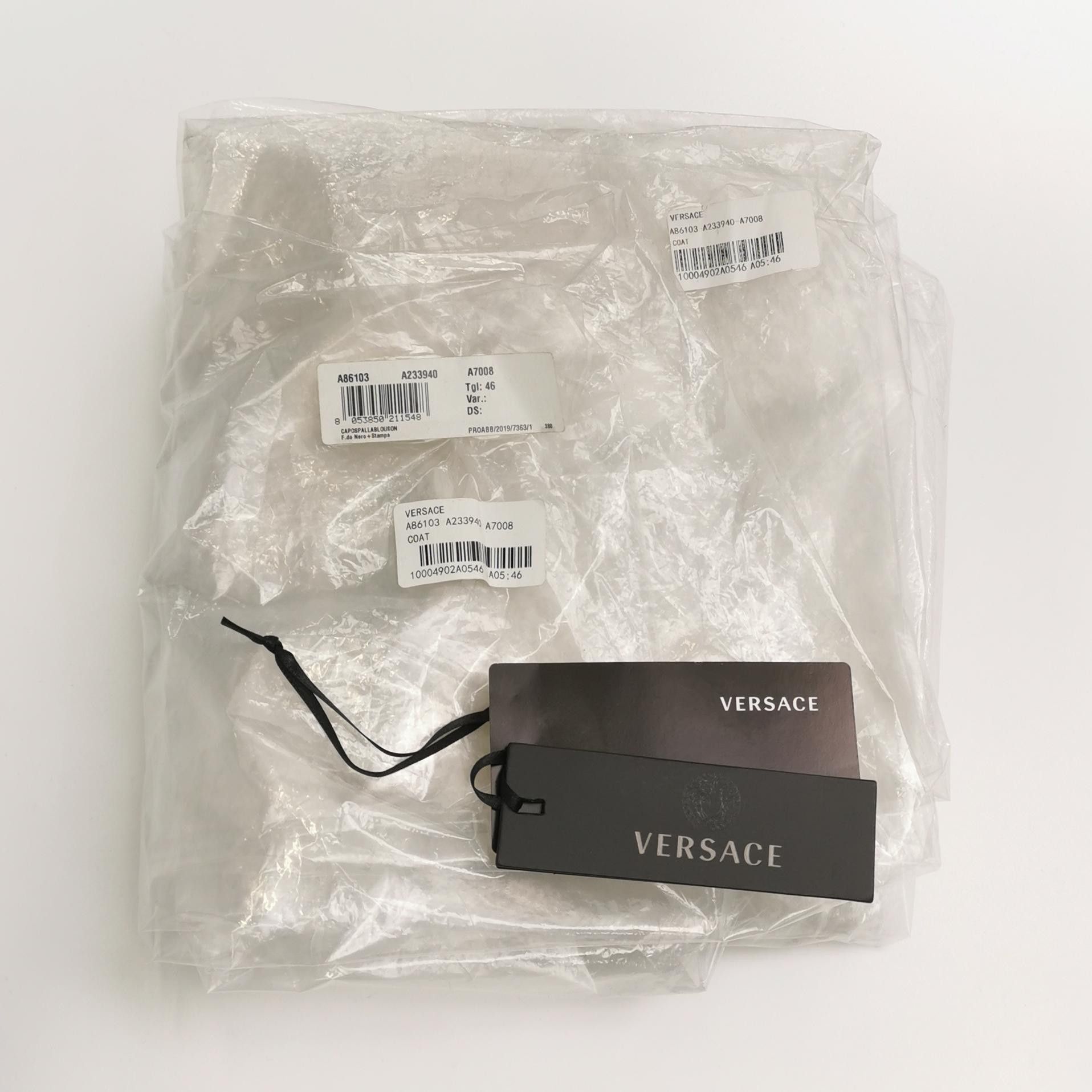 Versace Versace Men s Light Jackets Size US S / EU 44-46 / 1 - 4 Thumbnail
