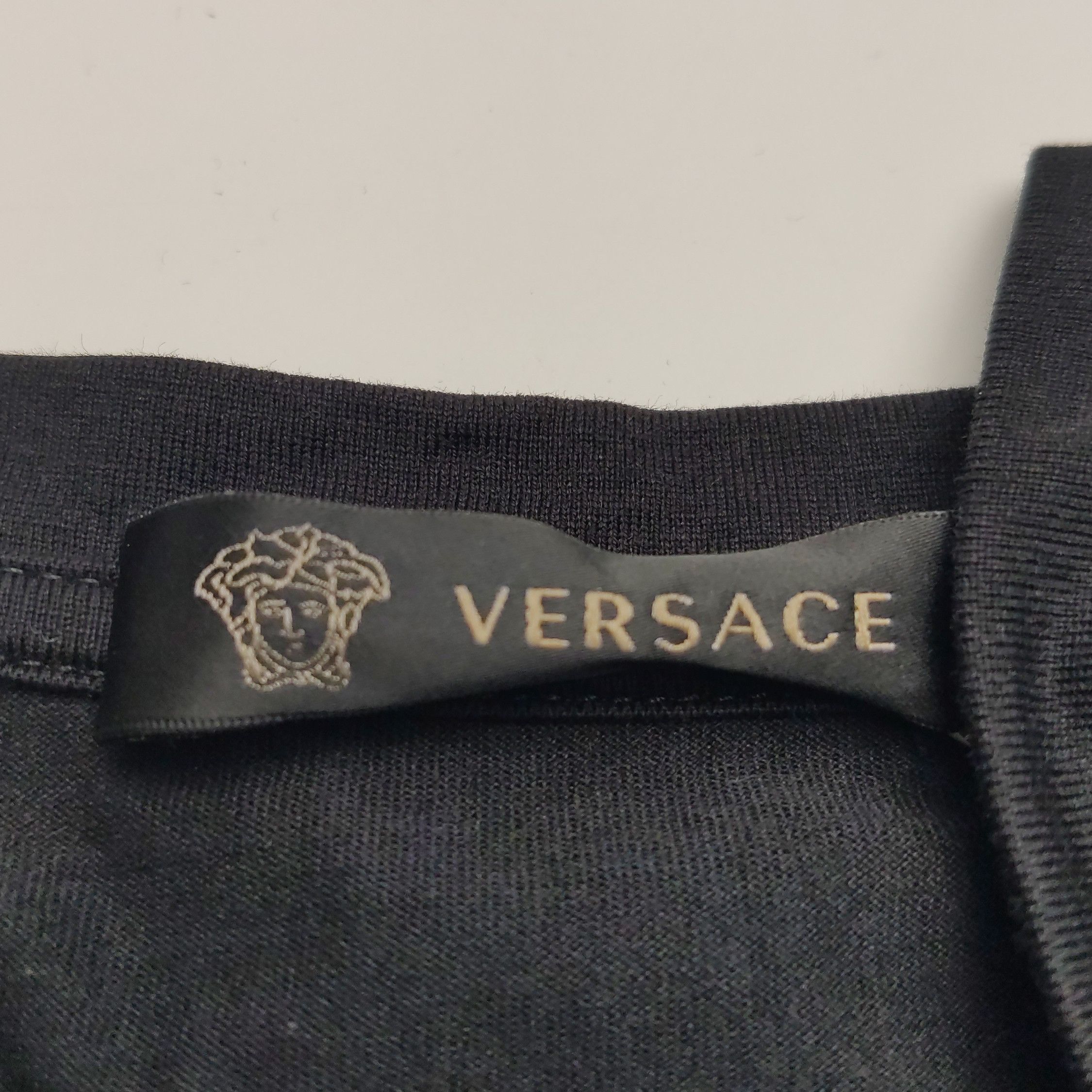 Versace Versace Men s Short Sleeve Shirts Size US S / EU 44-46 / 1 - 5 Thumbnail