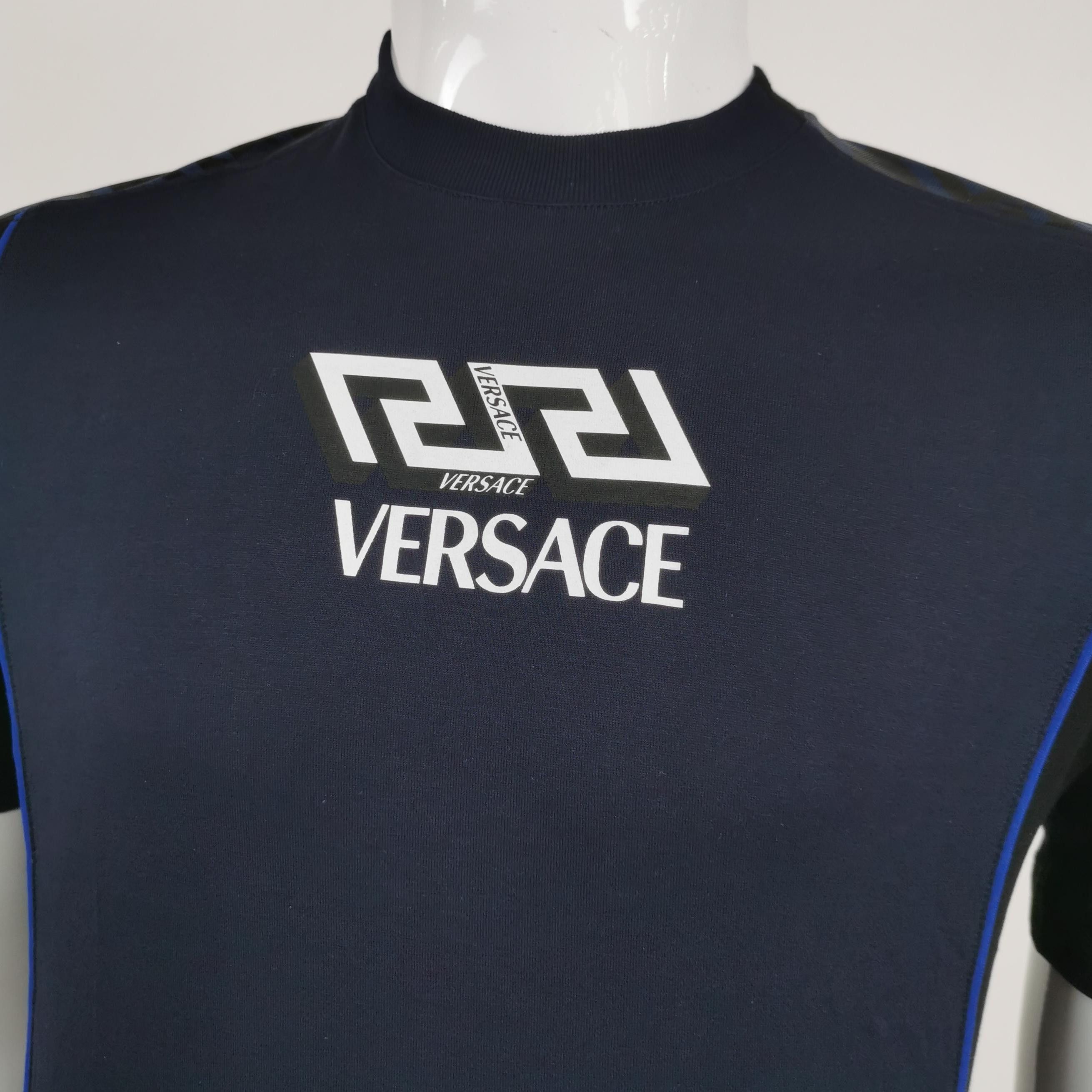 Versace Versace Men xs Short Sleeve Shirts Size US XS / EU 42 / 0 - 3 Thumbnail