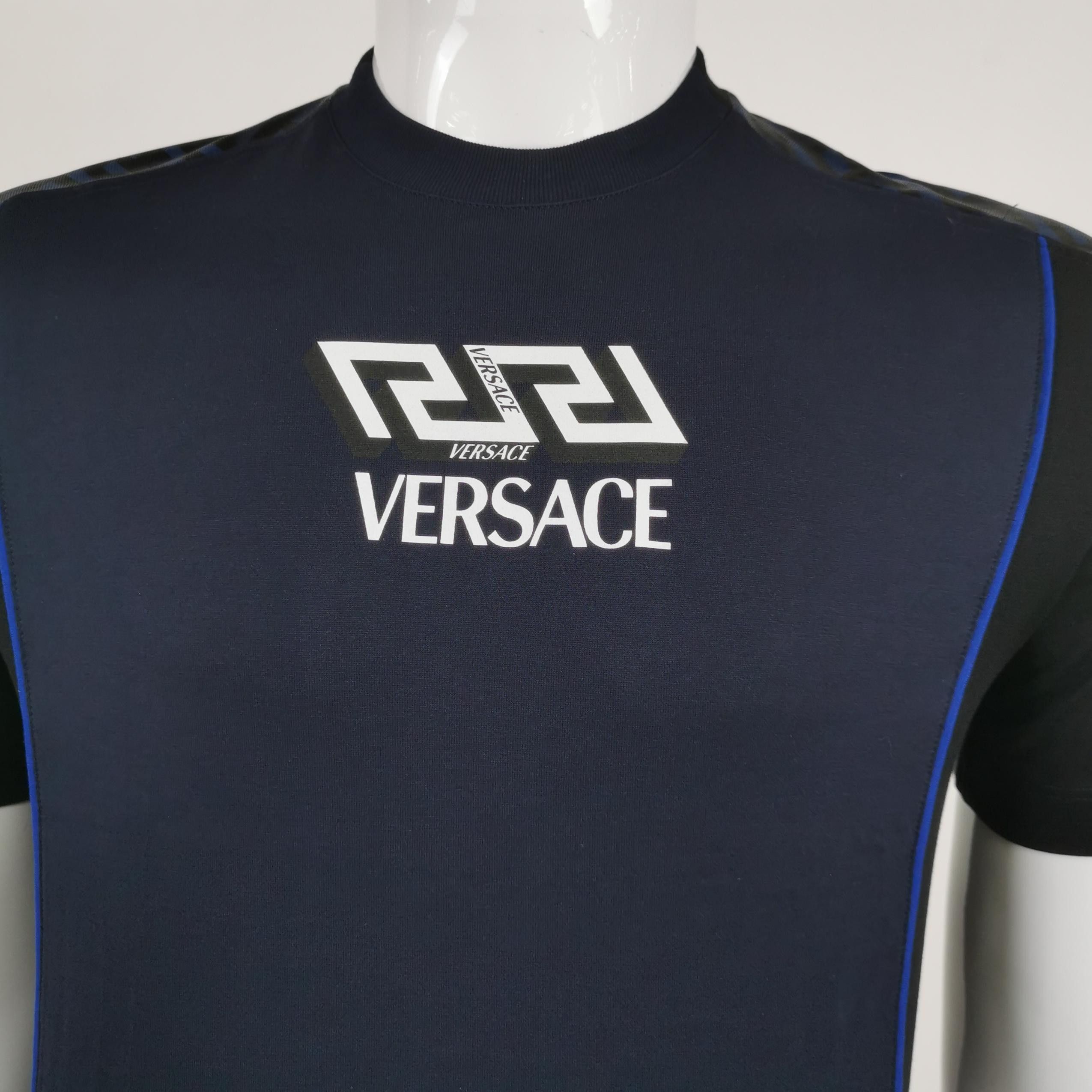 Versace Versace Men xs Short Sleeve Shirts Size US XS / EU 42 / 0 - 3 Thumbnail