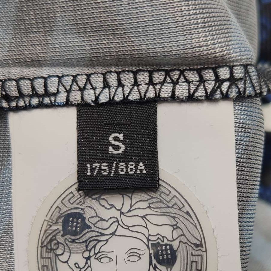 Versace Versace Men s Short Sleeve Shirts Size US S / EU 44-46 / 1 - 6 Thumbnail