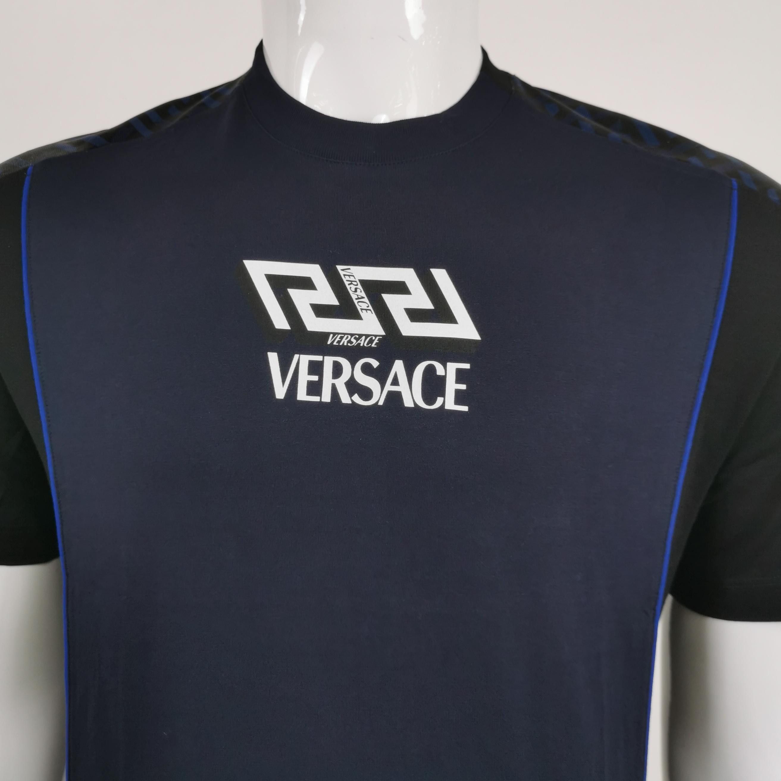 Versace Versace Men s Short Sleeve Shirts Size US S / EU 44-46 / 1 - 3 Thumbnail